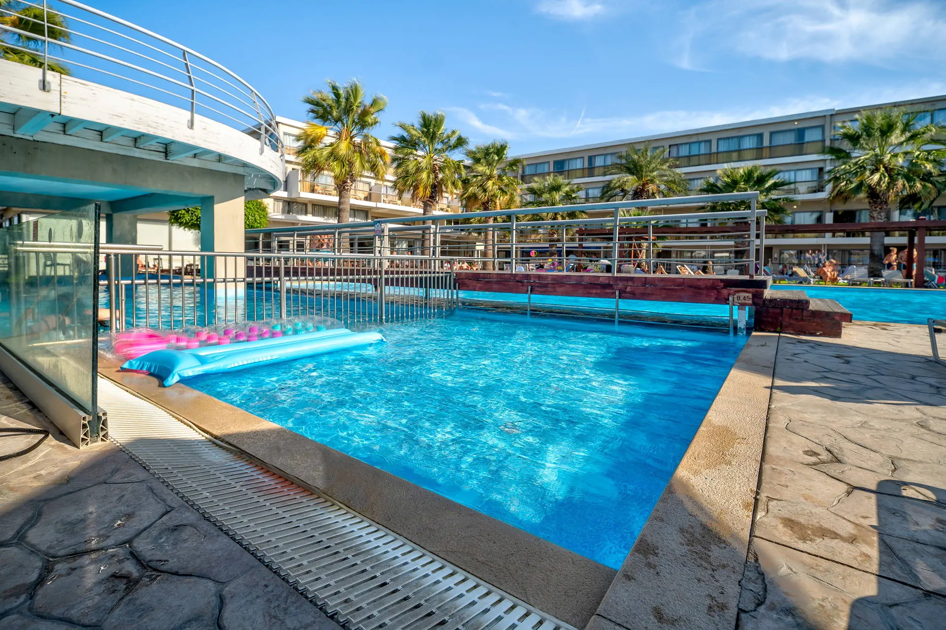 All Senses Ocean Blue Seaside Resort 4*