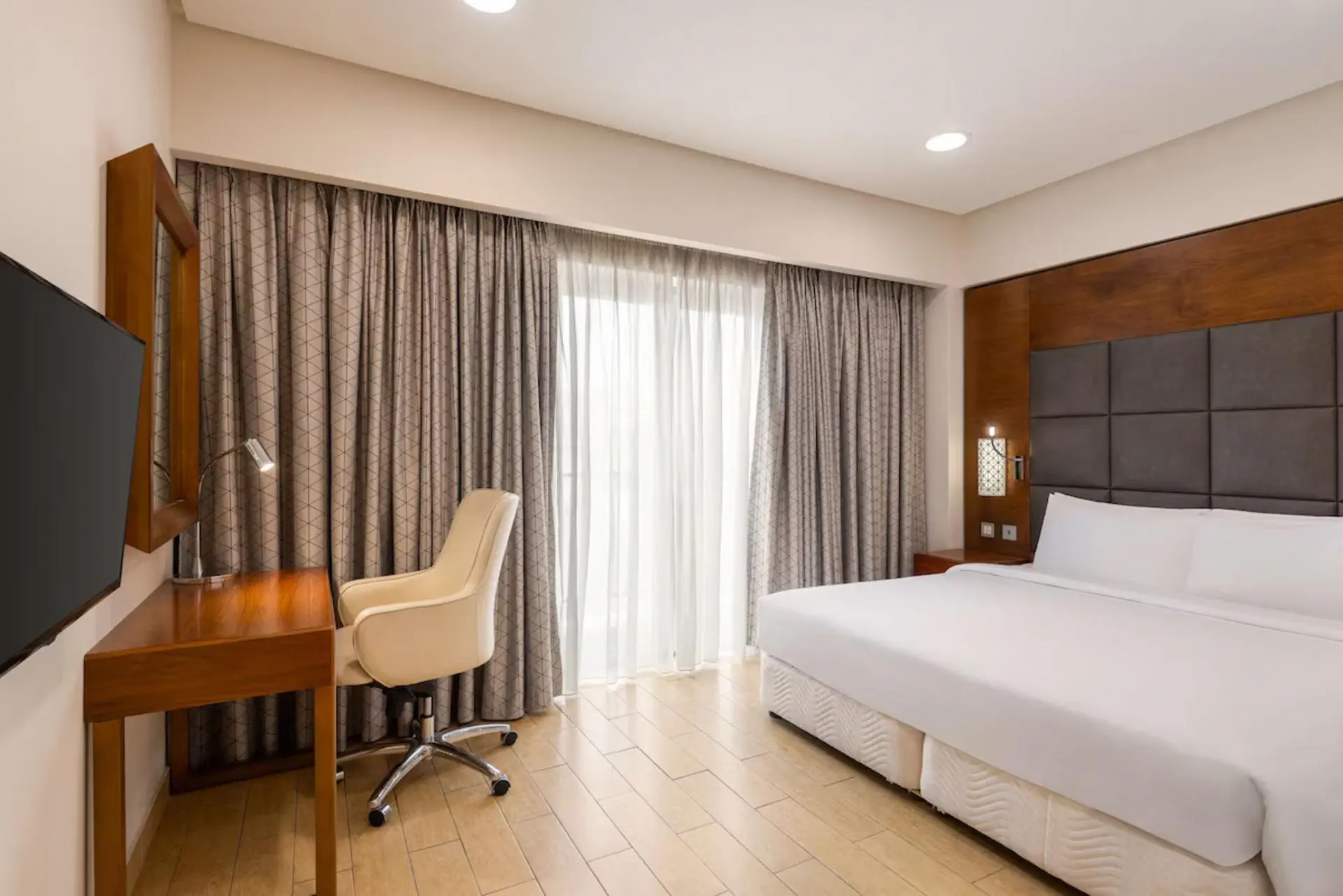 Levatio Suites Muscat 4*, фото 6