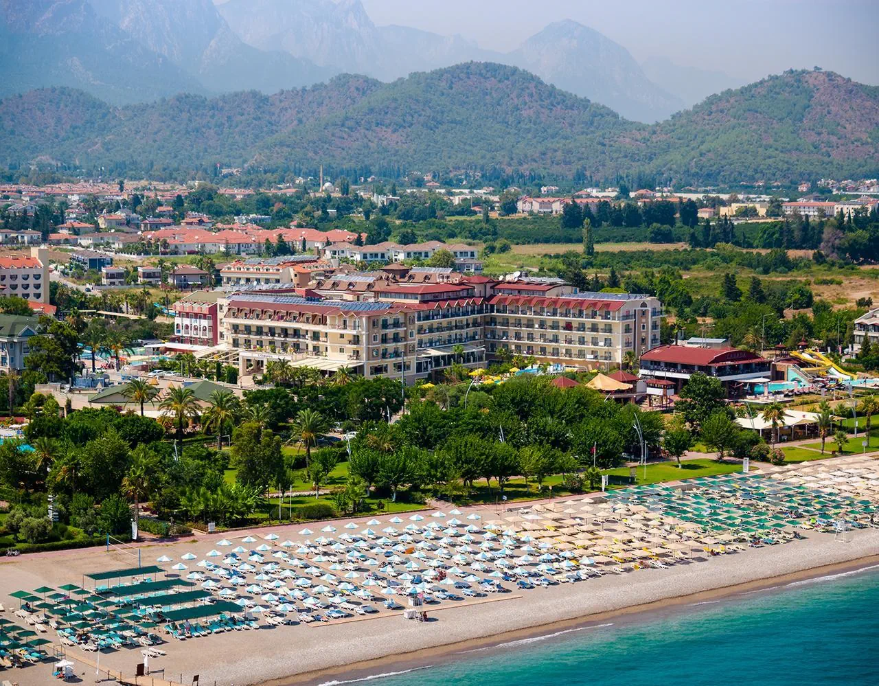 L' Oceanica Beach Resort 5*