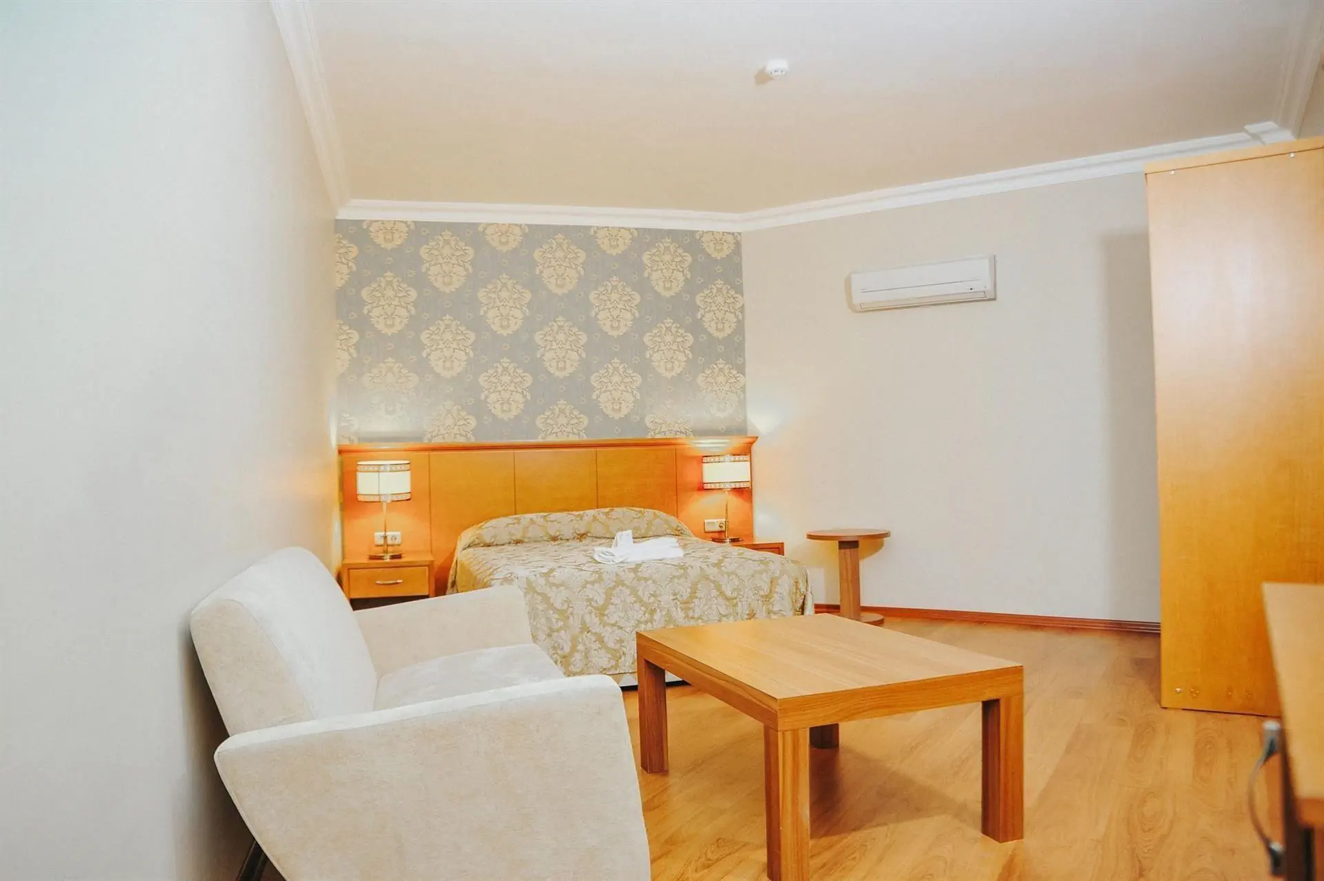 Meril Club Hotel & Spa 4*, фото 8