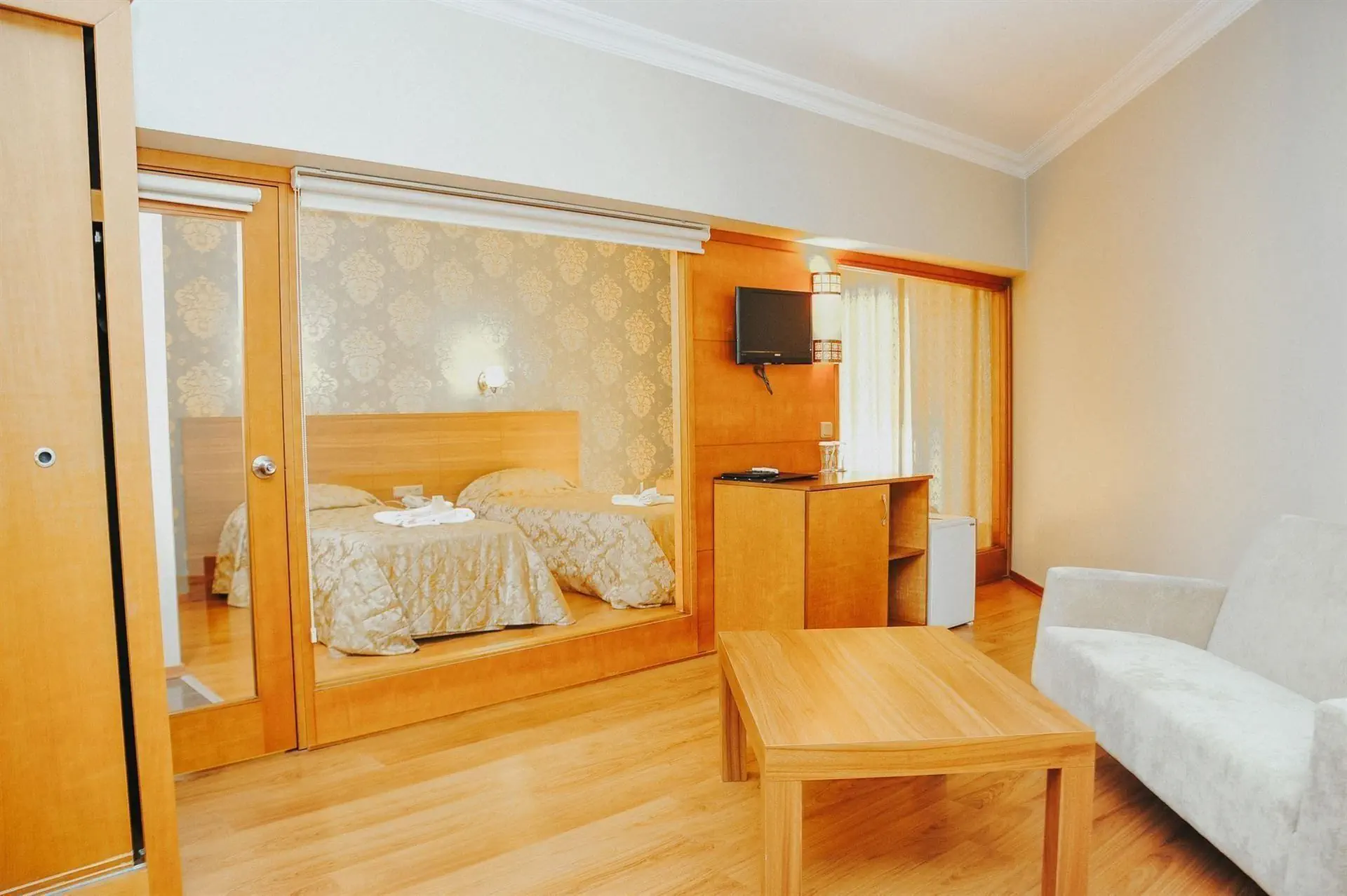 Meril Club Hotel & Spa 4*, фото 7
