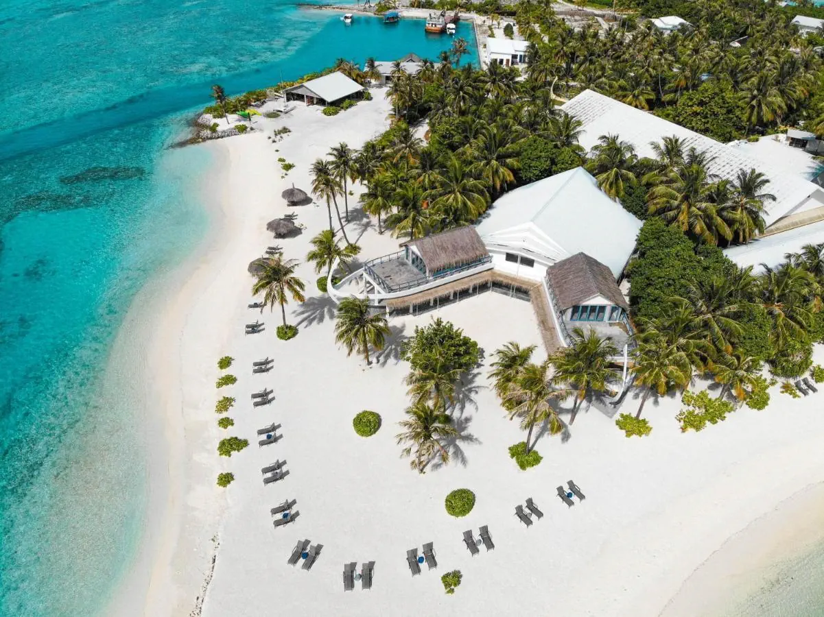 Rahaa Resort 4*