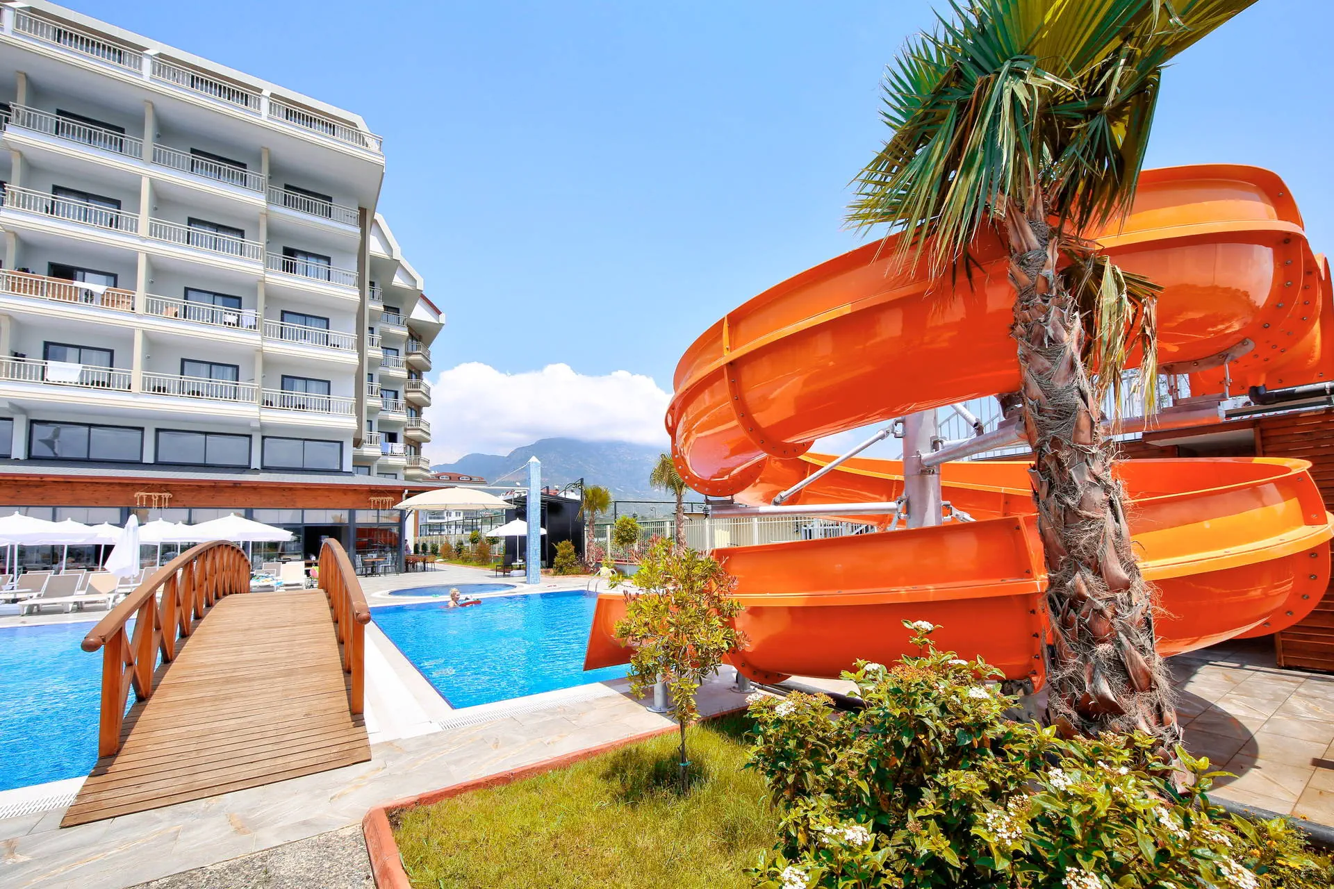 Sey Beach & Spa 4*