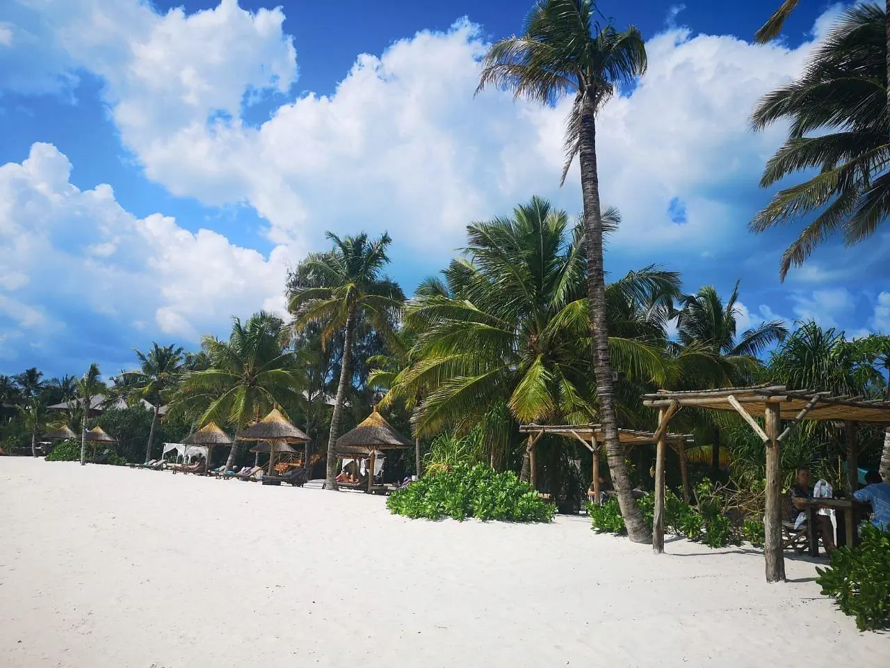 SunSeaBar Beach Resort 4*