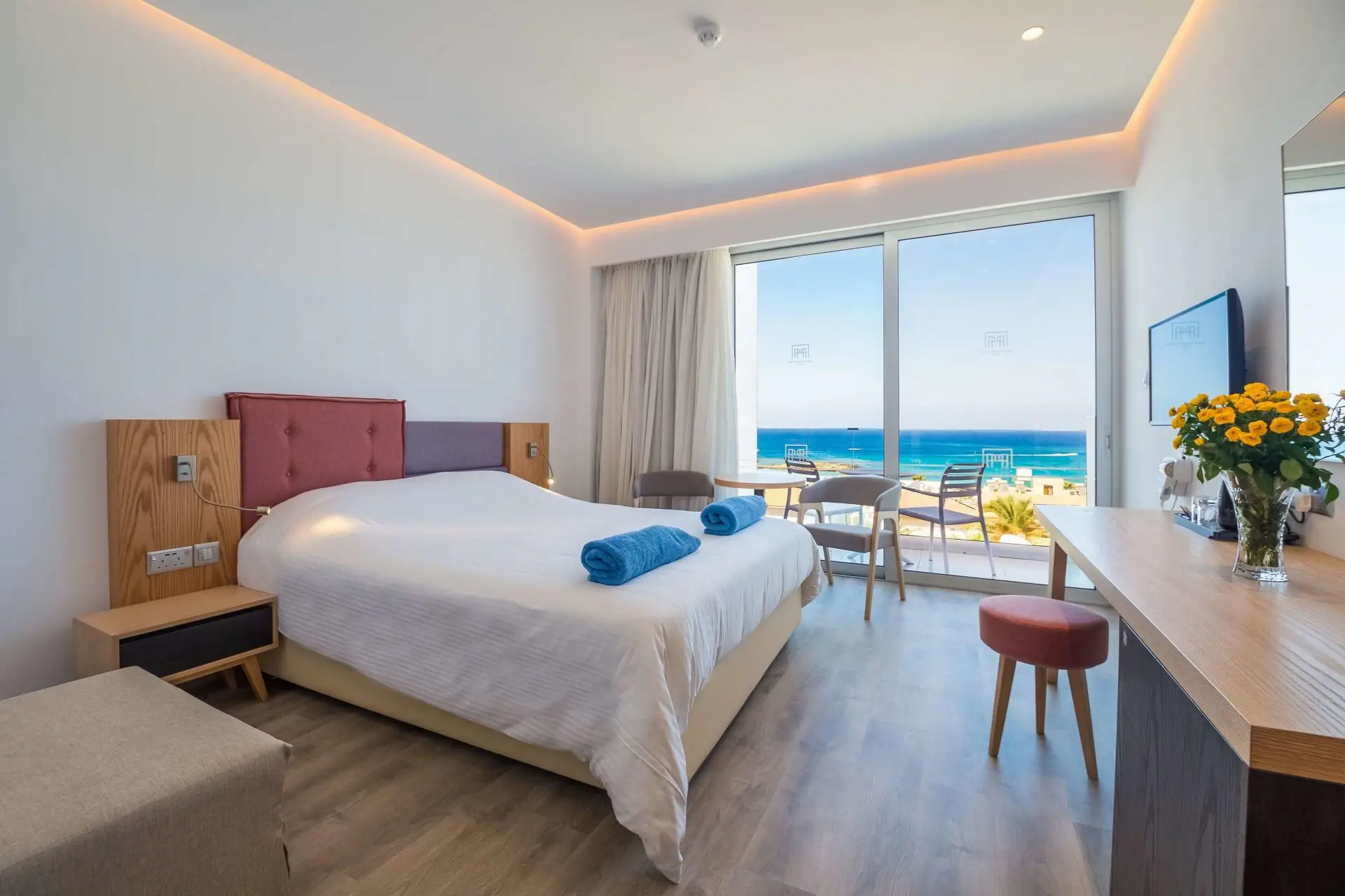 Protaras Plaza Hotel 3*, фото 9