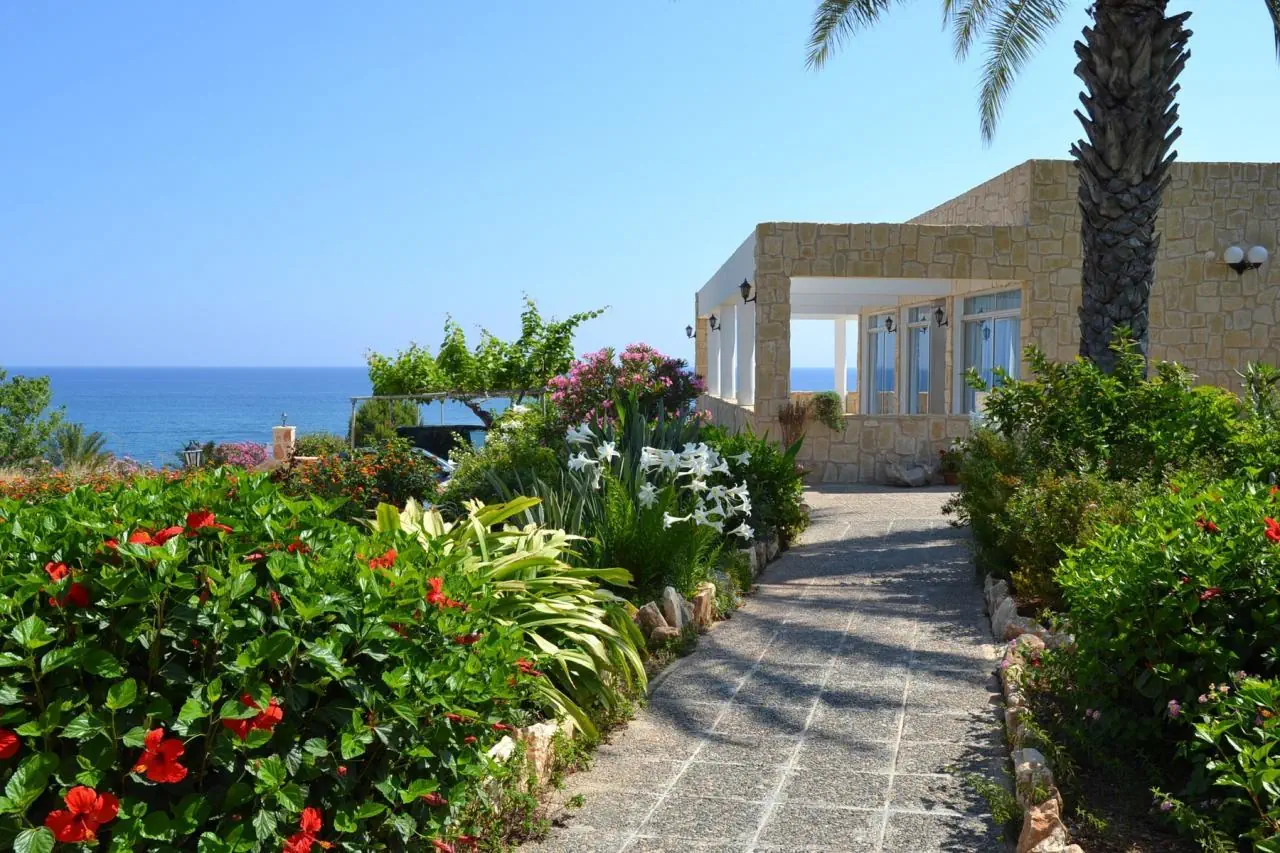 Aphrodite Beach 2*