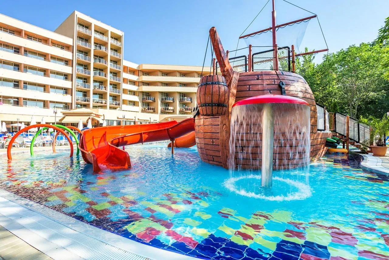 Laguna Park & Aqua 4*