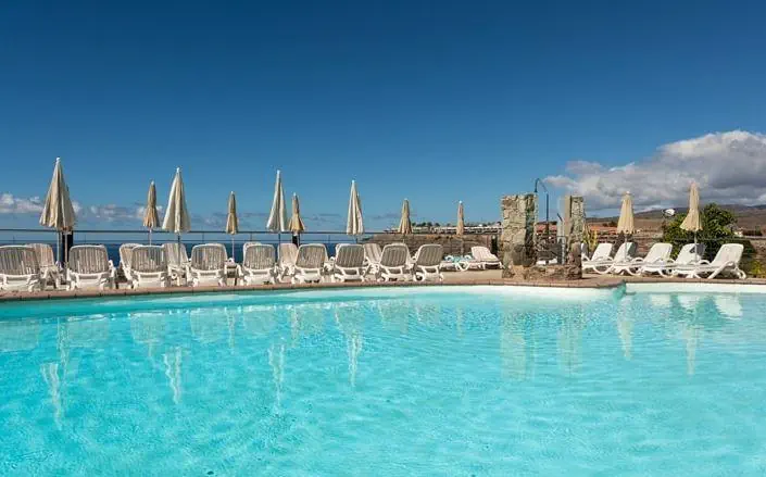 Holiday Club Jardin Amadores 4*