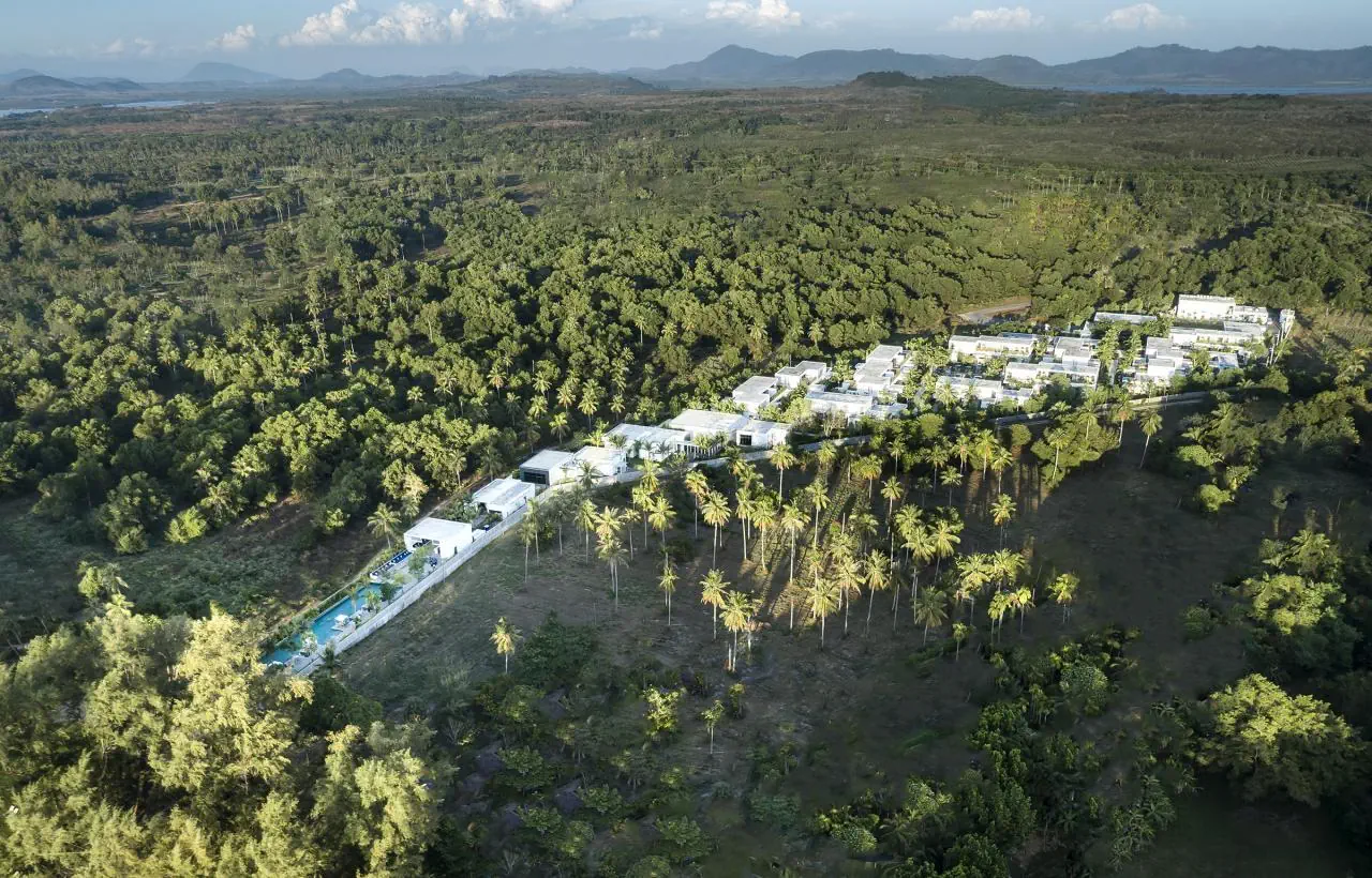 Melia Phuket Mai Khao 5*