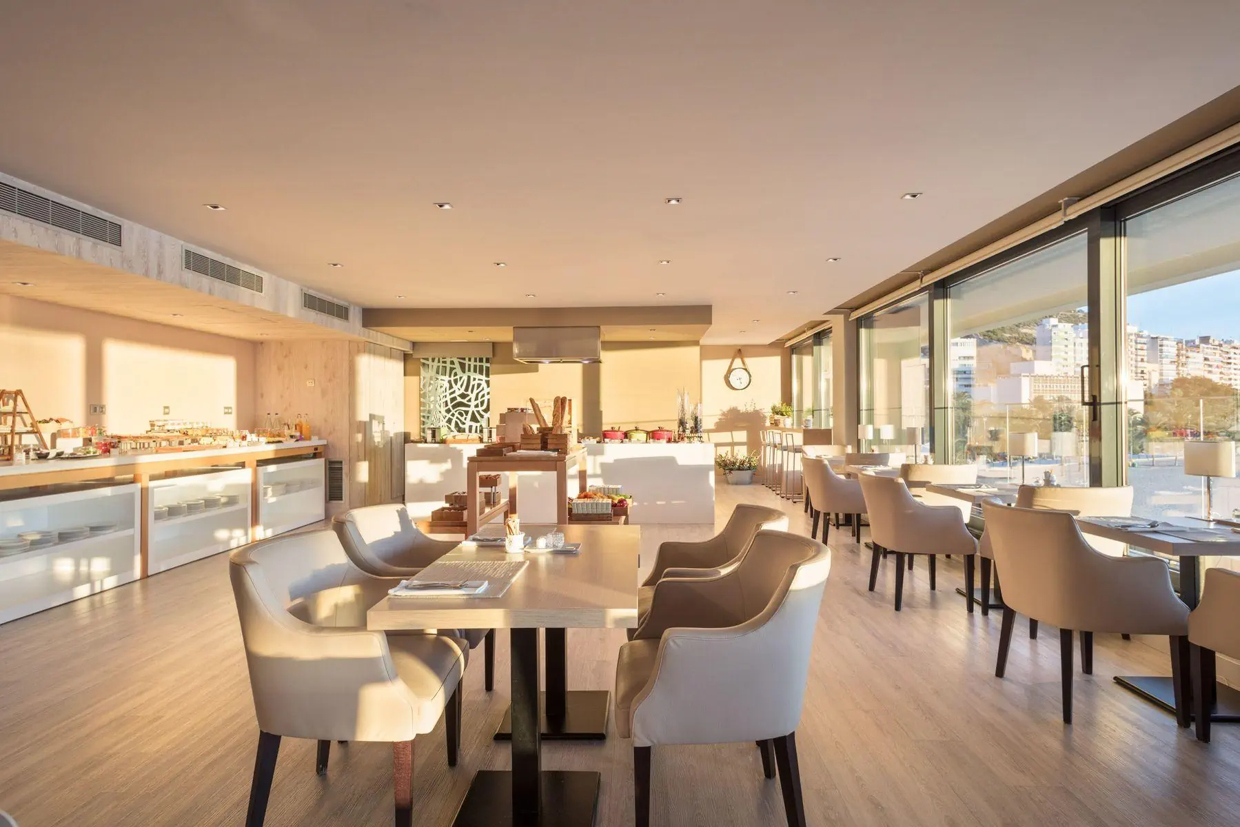 The Level at Melia Alicante 4*, фото 3