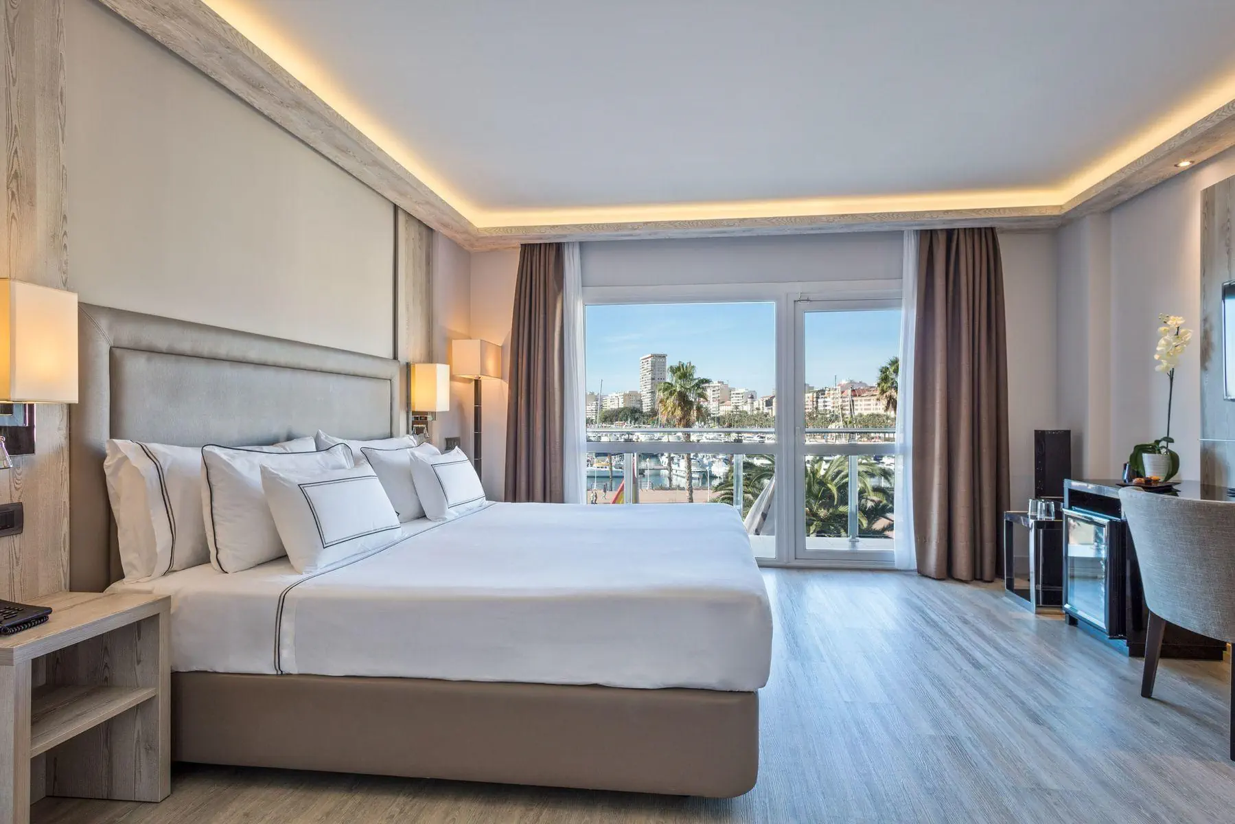 The Level at Melia Alicante 4*, фото 11