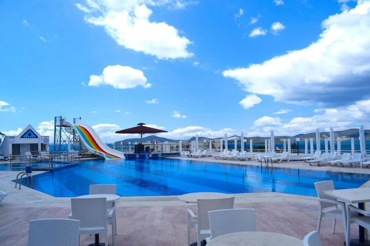 Roseira Beach Resort 4*