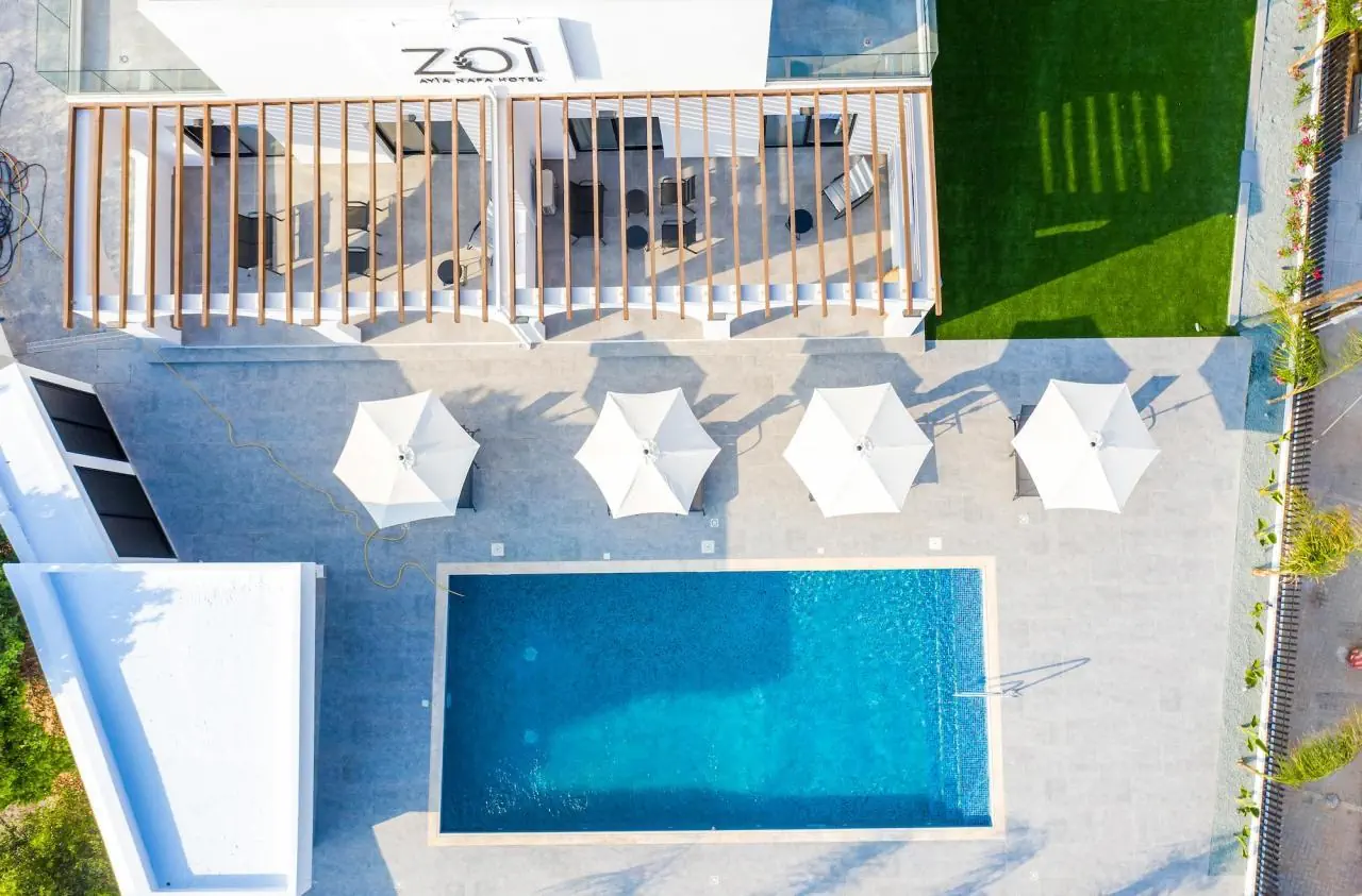 Zoi Boutique 4*