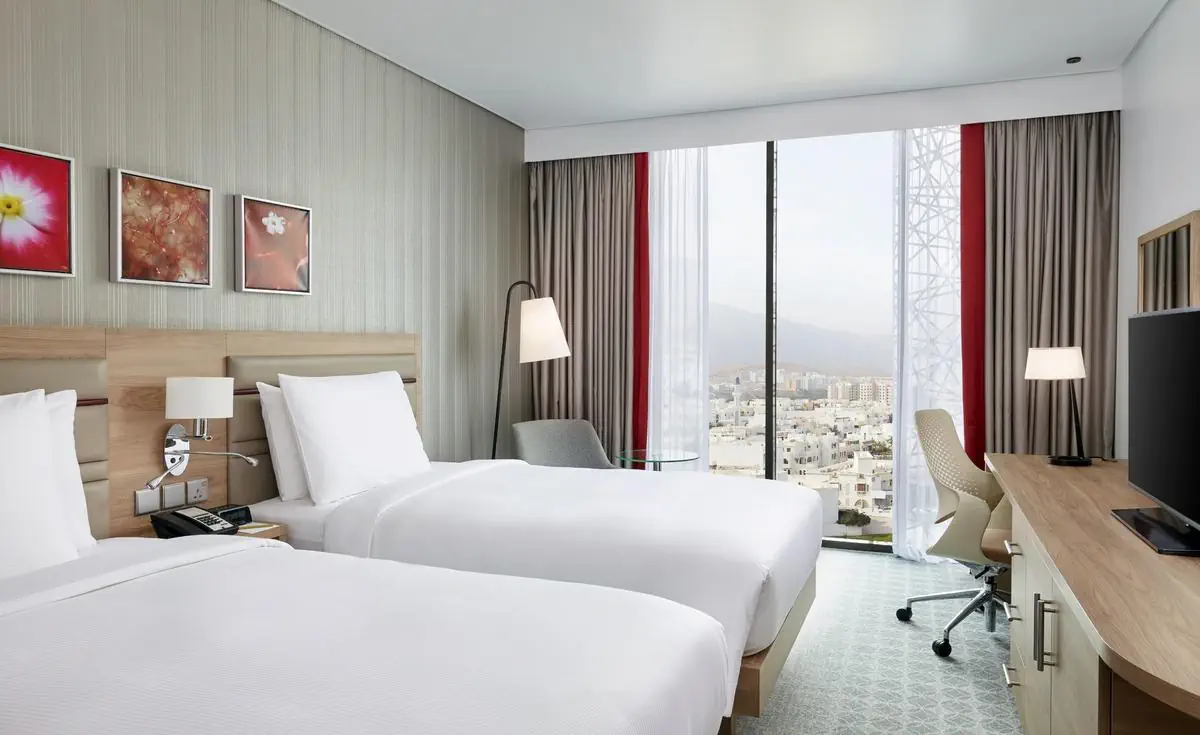 Hilton Garden Inn Muscat Al Khuwair 4*, фото 13