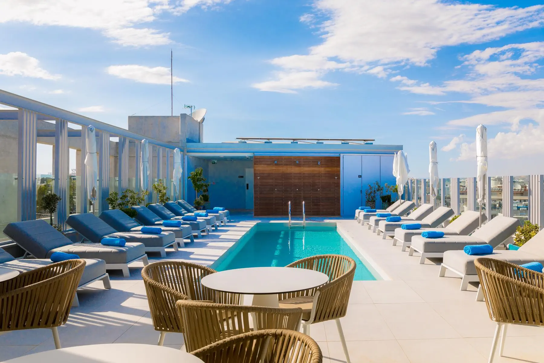 Indigo Larnaca 4*