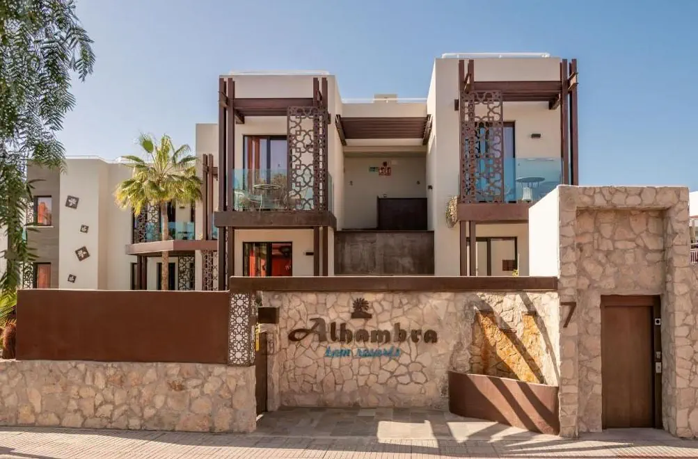 Alhambra Boutique Apartments 3*, фото 3