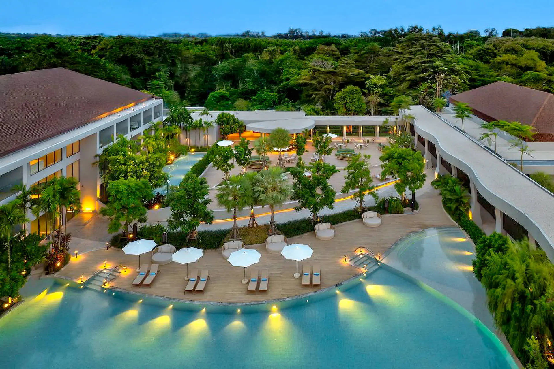 Mercure Rayong Lomtalay Villas & Resort 4*