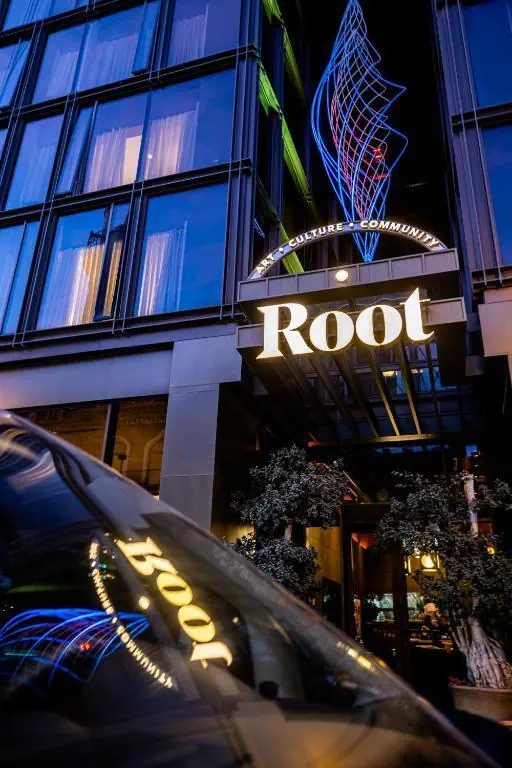 Root Karakoy 4*
