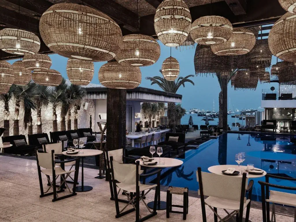 Myconian O Hotel 5*