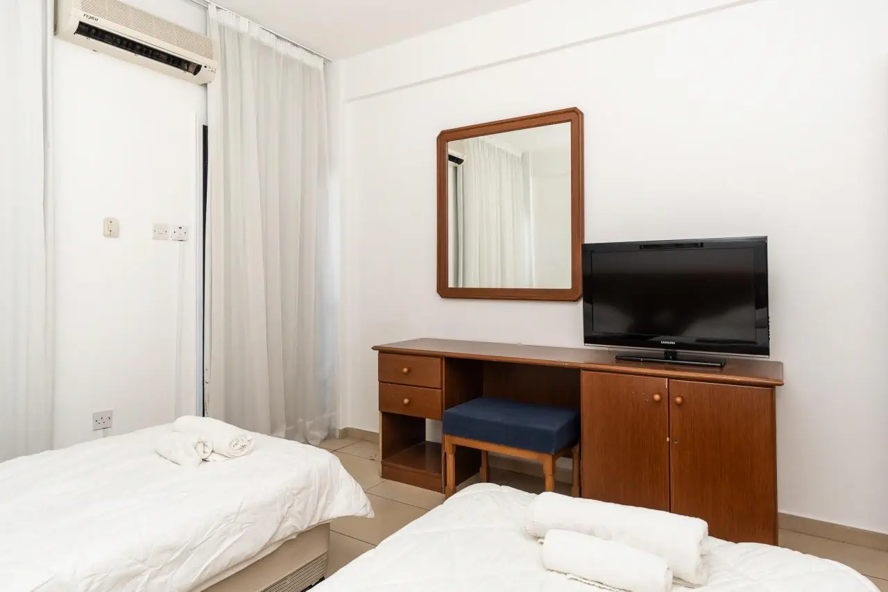 Flora Hotel Apartments, фото 8