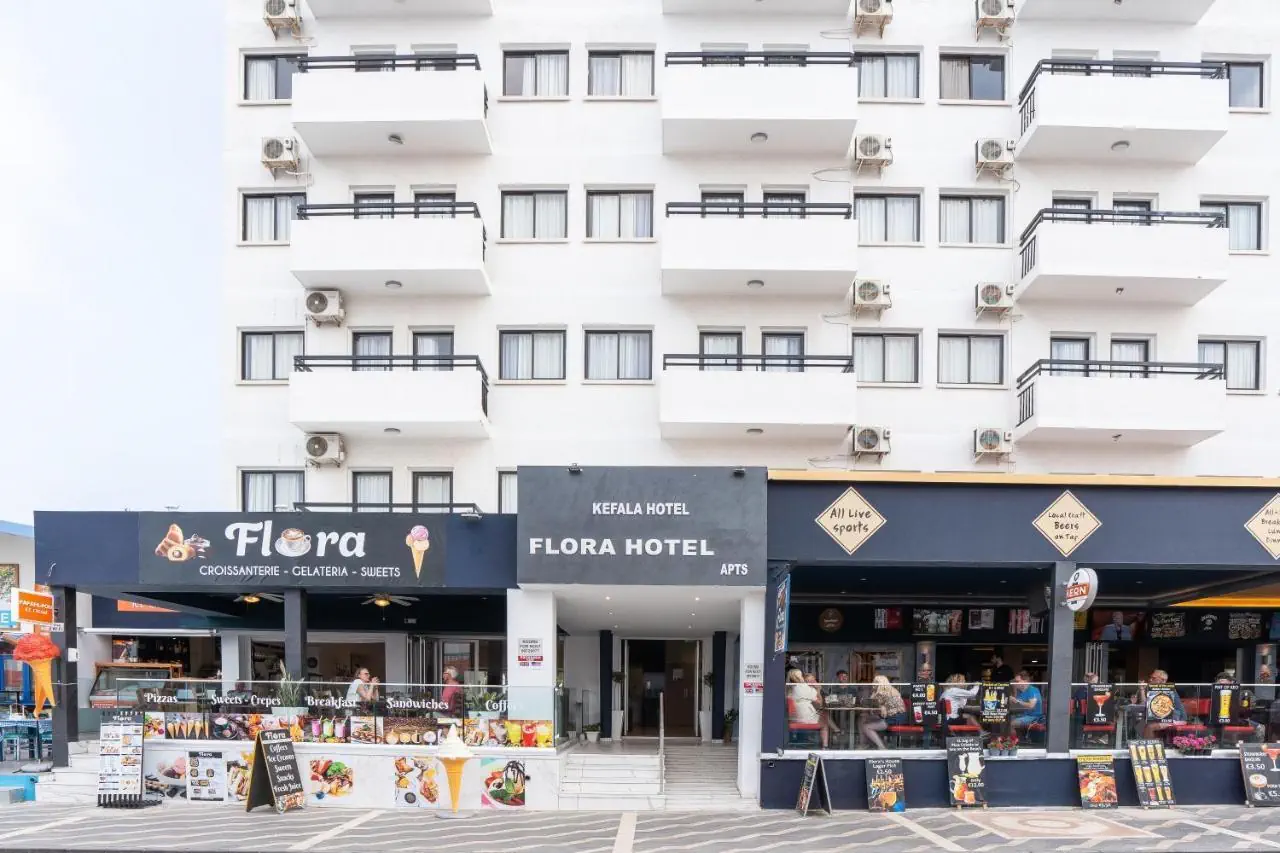 Flora Hotel Apartments, фото 2