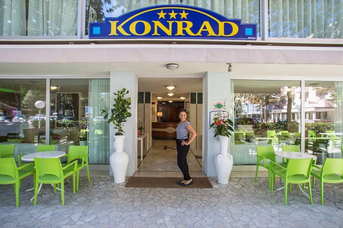 Konrad 3*