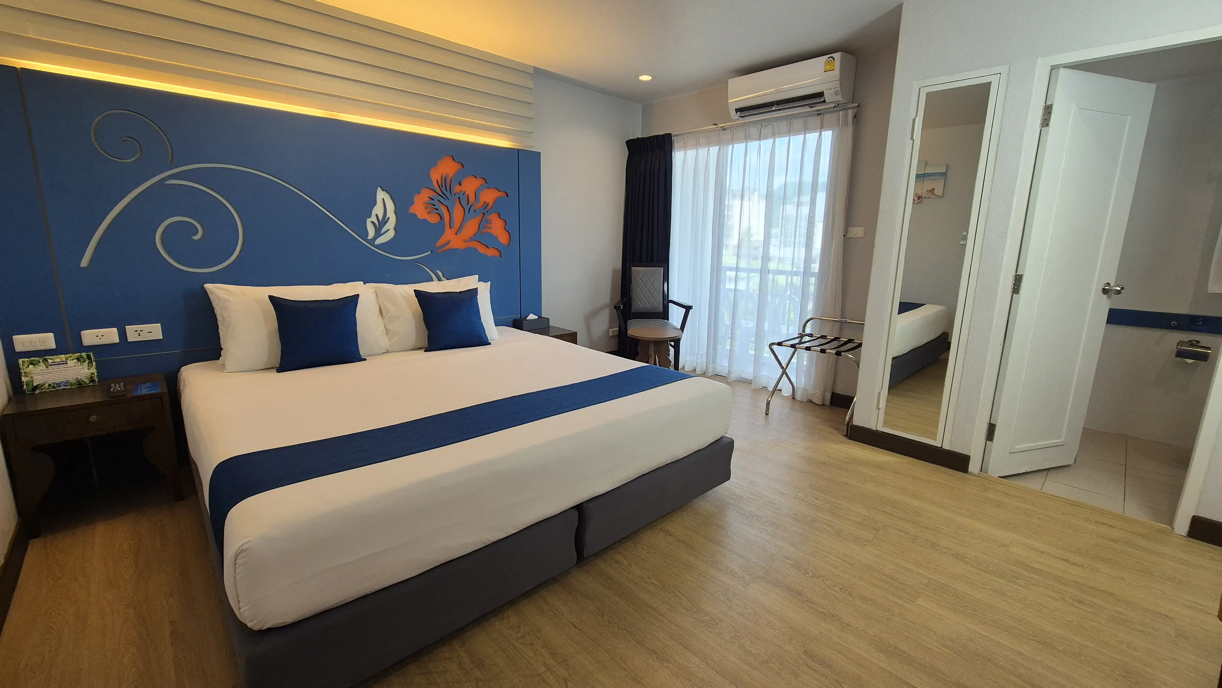 Days Inn by Wyndham Patong Beach Phuket 3*, фото 3
