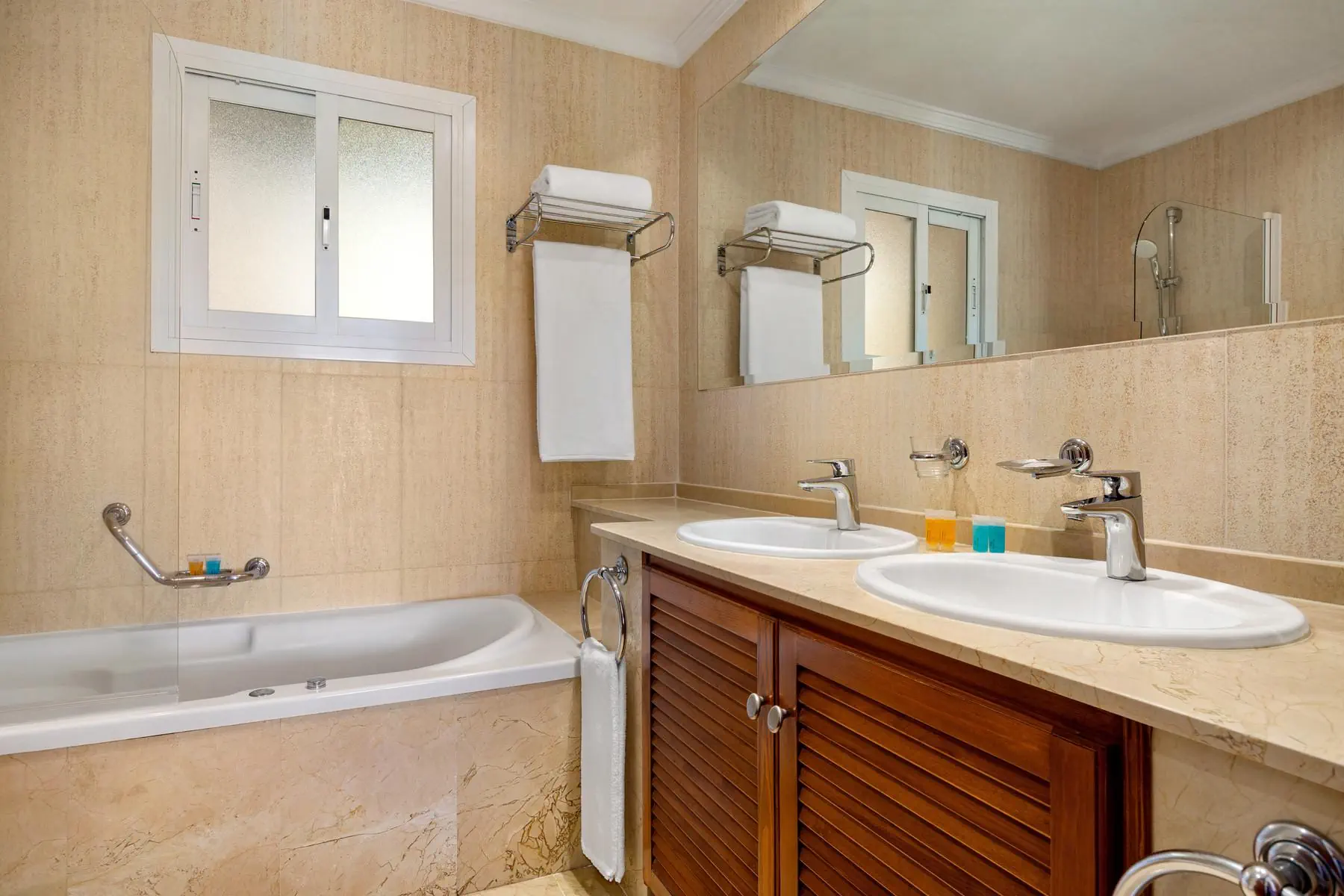 Wyndham Grand Residences Costa del Sol 3*, фото 12