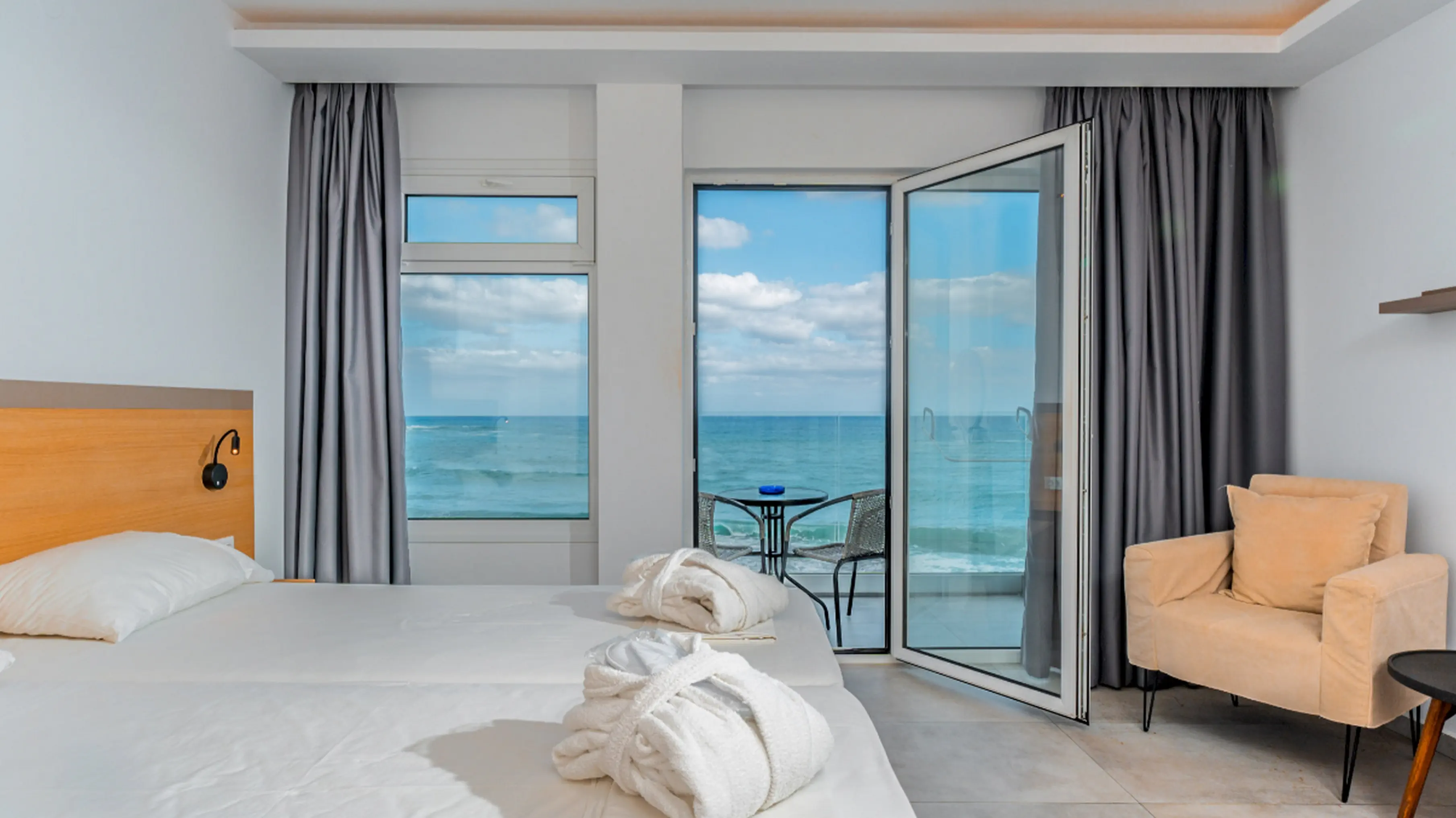Kahlua Sea View Suites 4*, фото 2