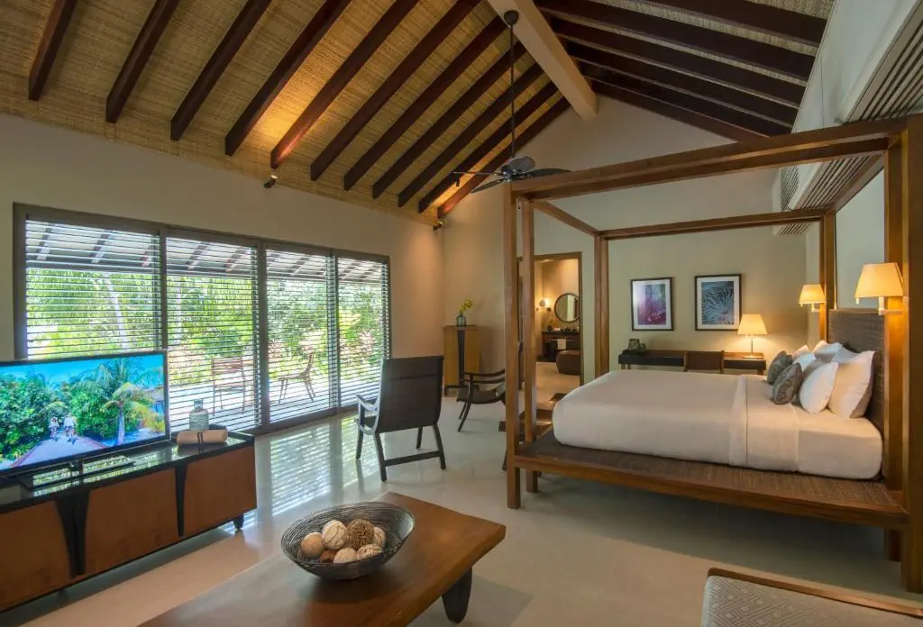 The Residence Maldives at Dhigurah 5*, фото 11