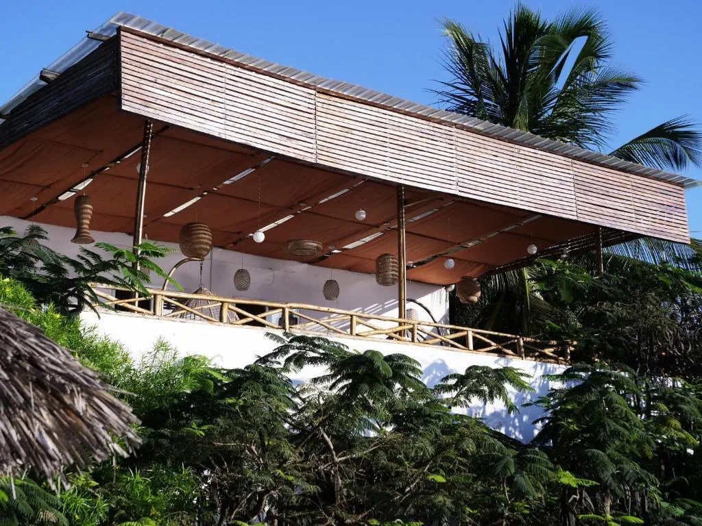 Double A Nungwi Beach 4*
