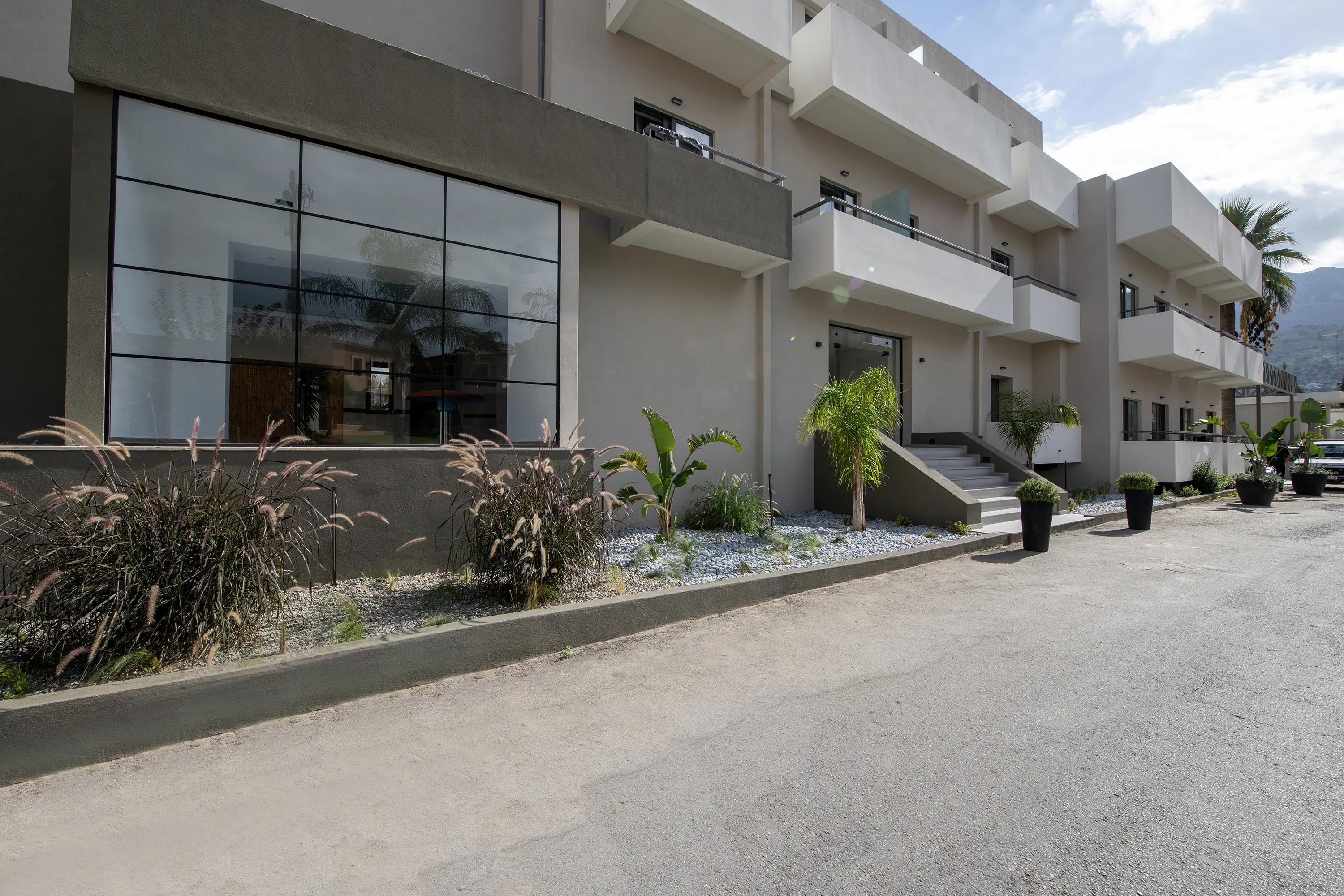 Mare Garden 4*