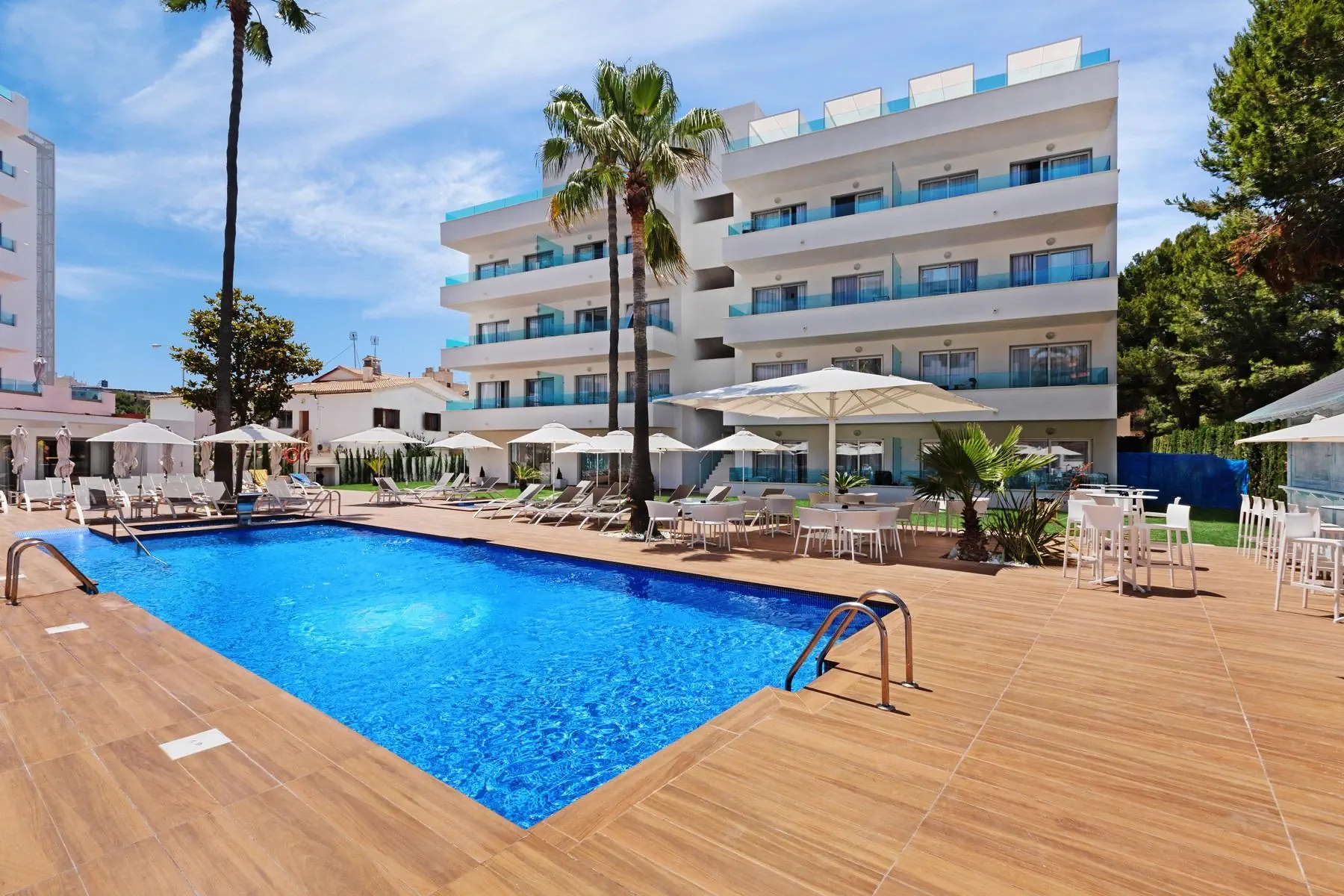 Metropolitan Playa 3*