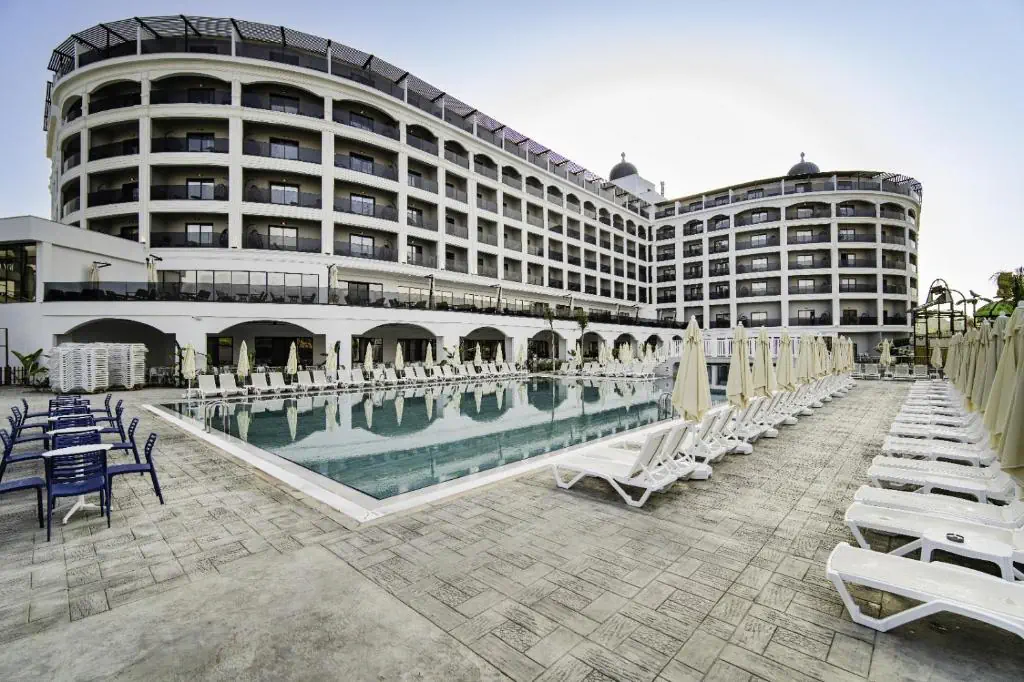 Side Moon Palace 5*