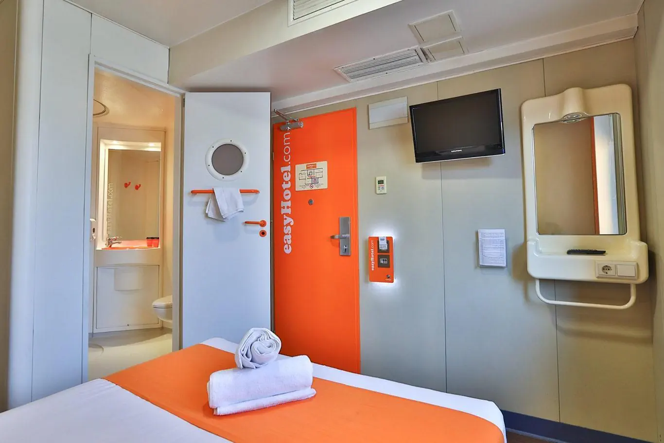 easyHotel Sofia, фото 7