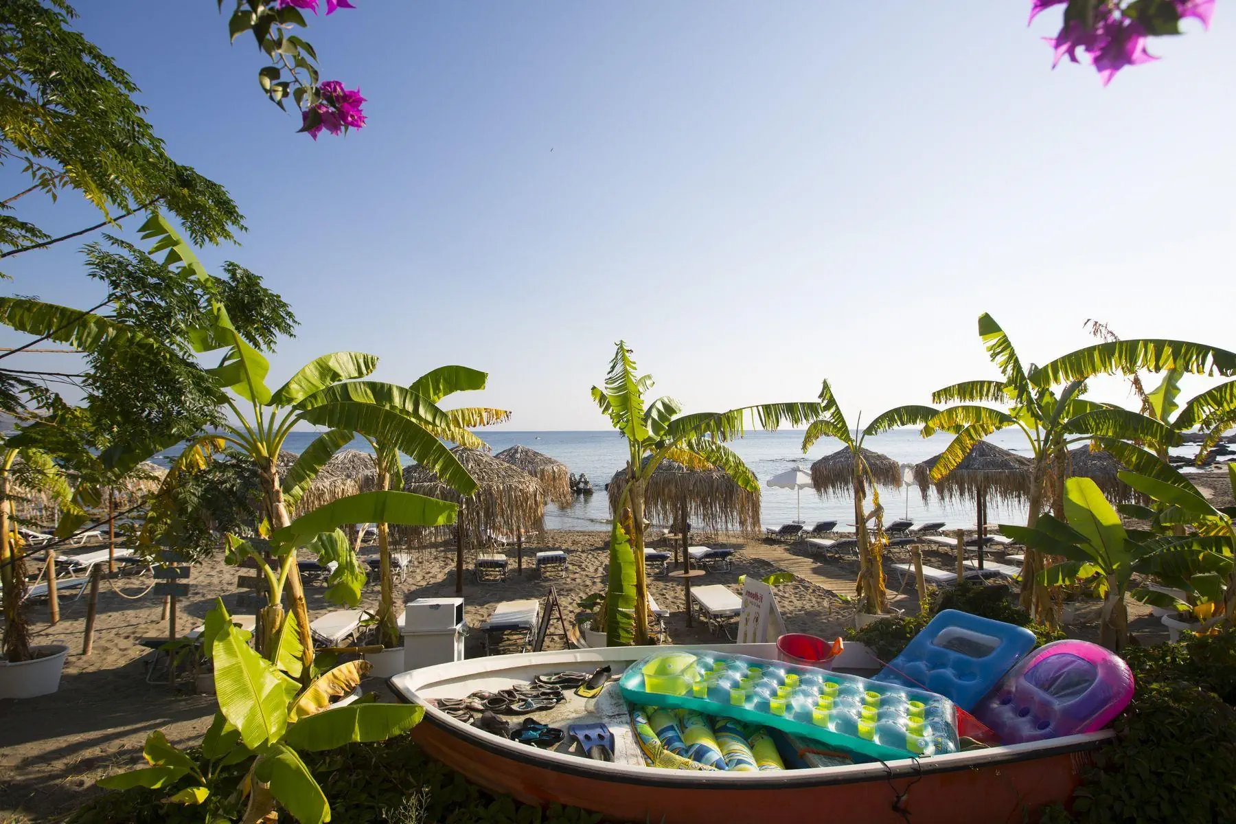 Artemis Apartments 4*