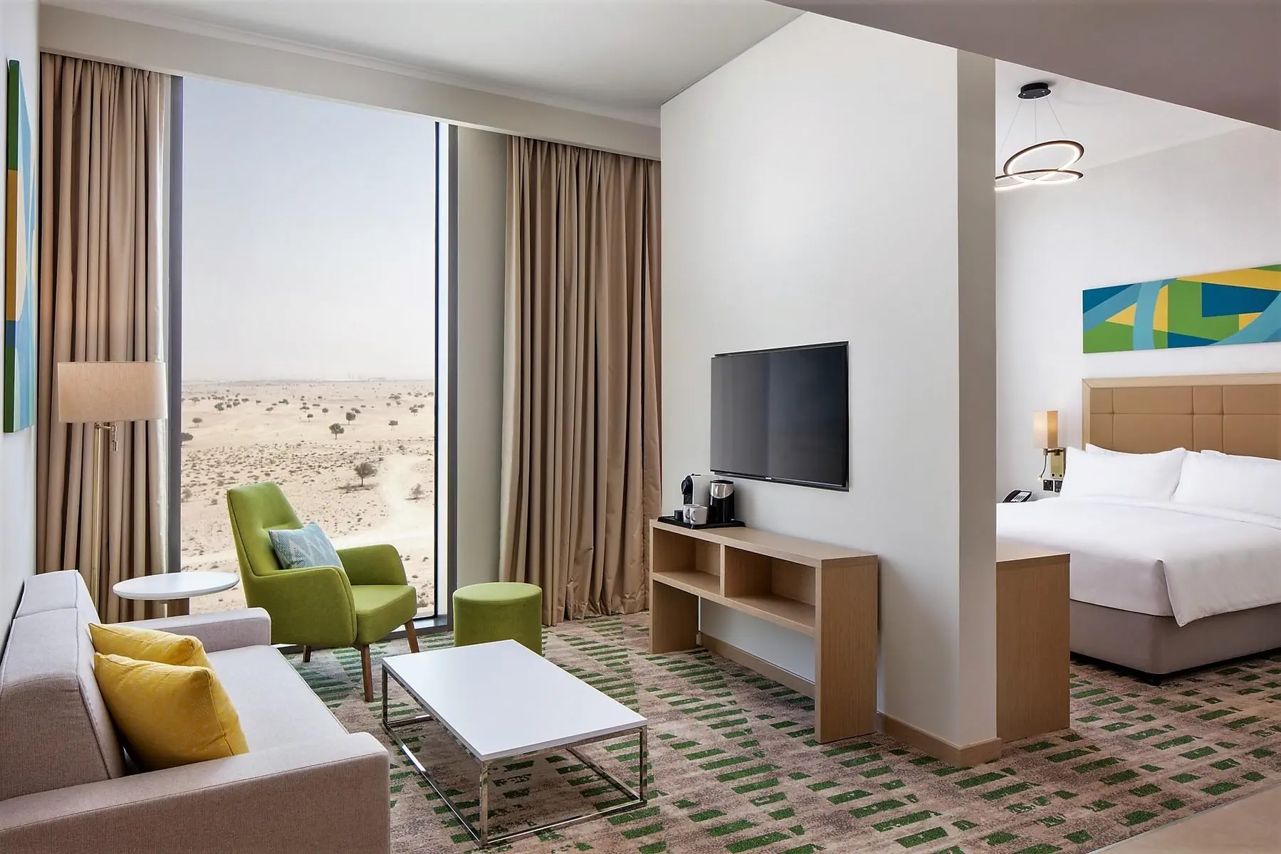 Holiday Inn & Suites Dubai Science Park 4*, фото 11