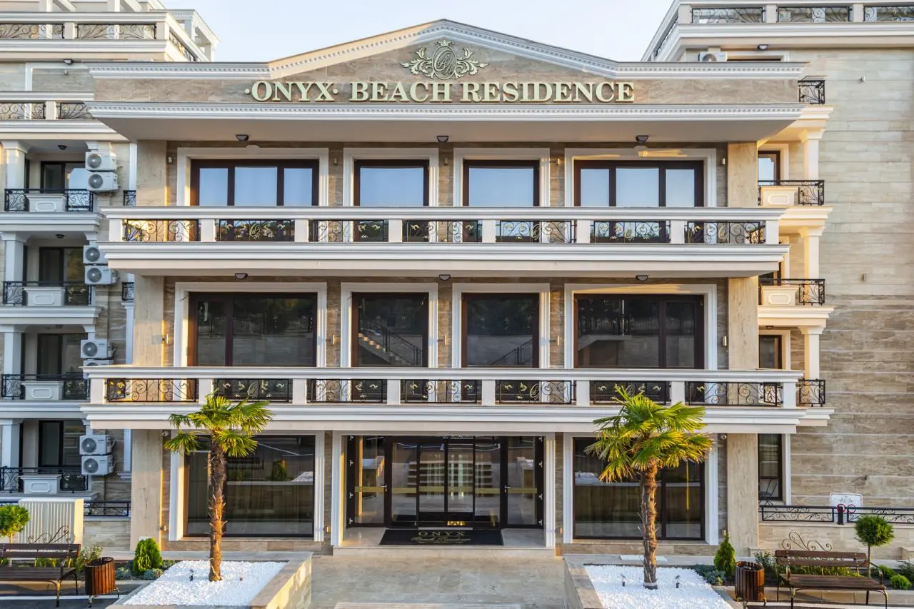 Onyx Beach Residence 2*