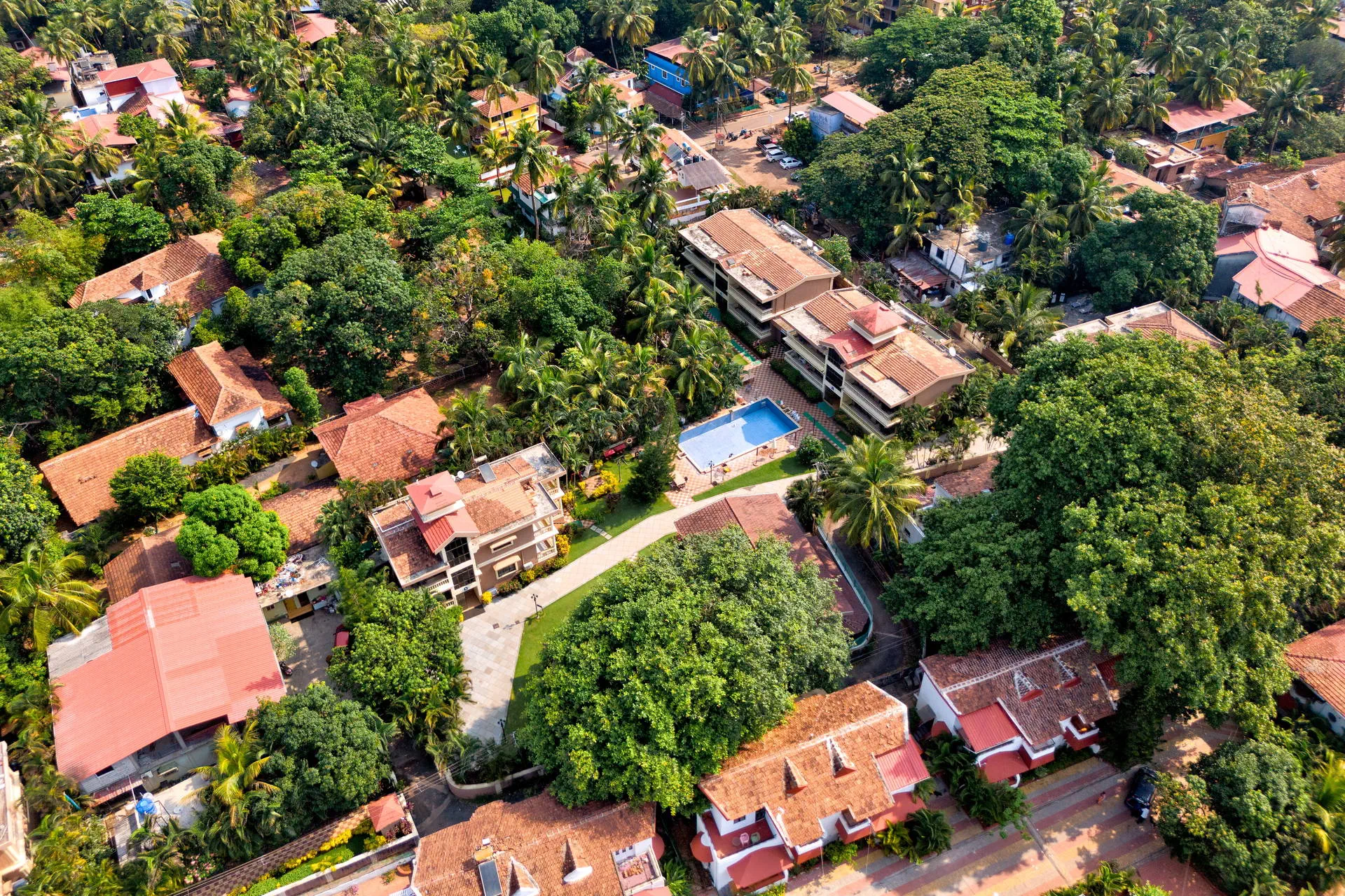 De Mandarin Beach Resort Suites & Villas 4*