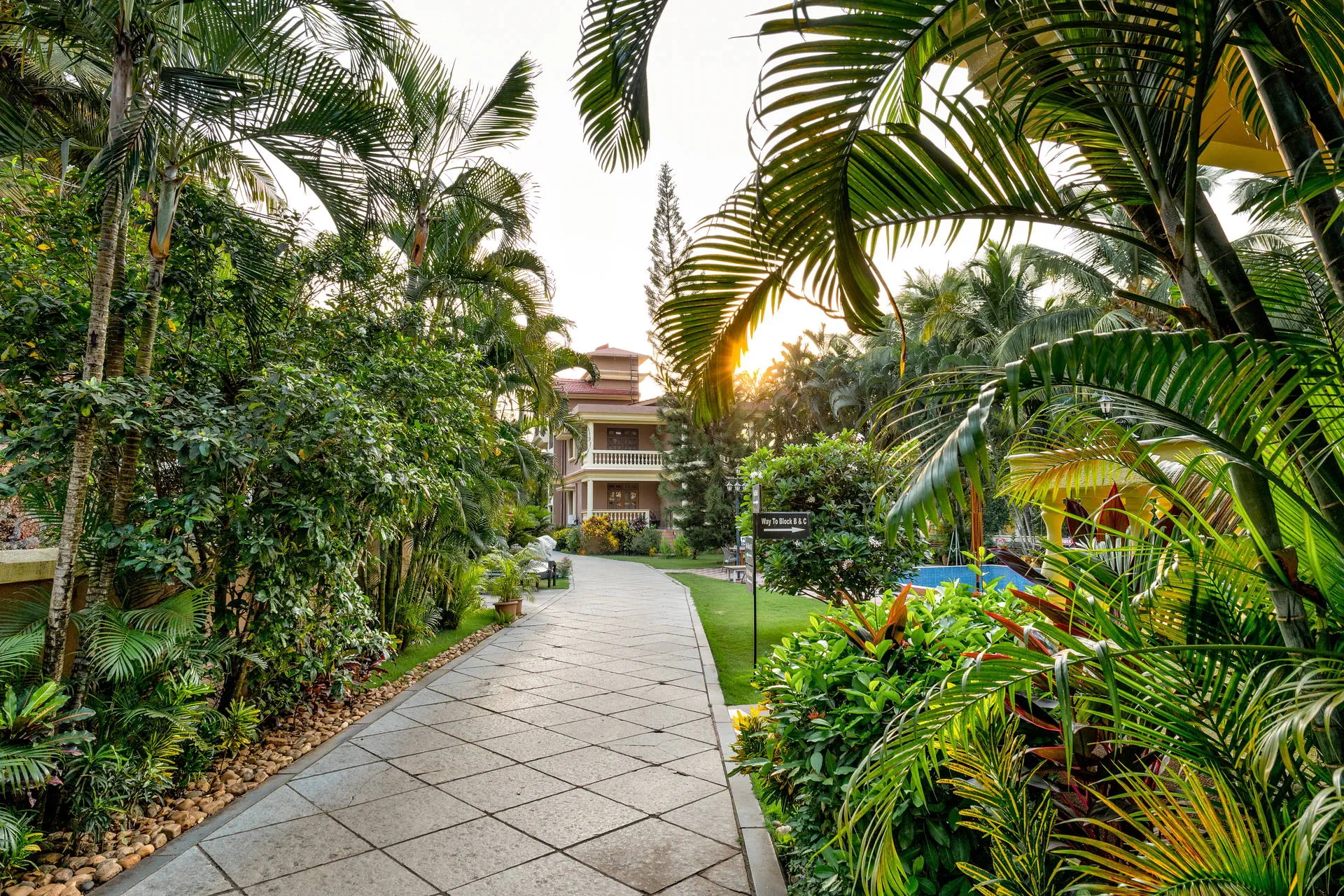 De Mandarin Beach Resort Suites & Villas 4*, фото 2
