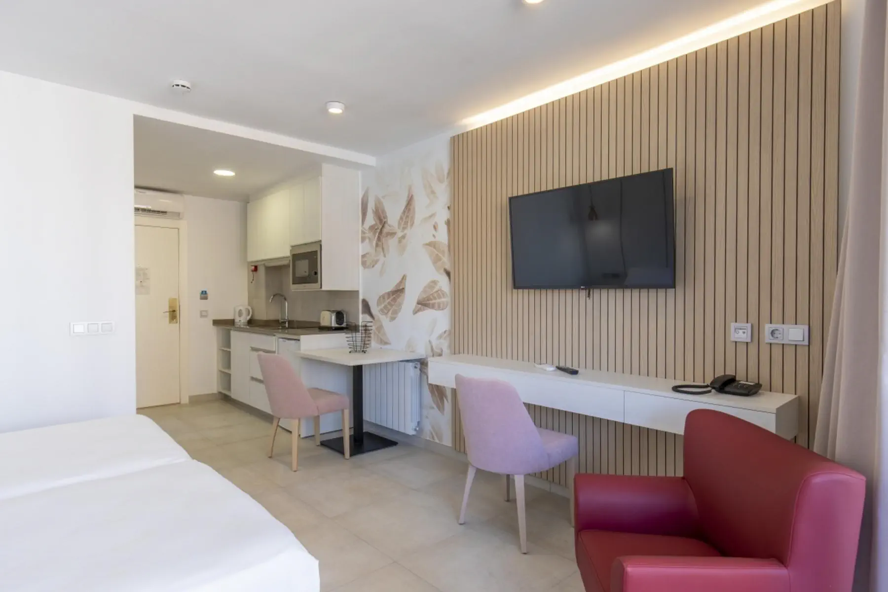 Aparthotel BCL Levante Beach 2*, фото 12