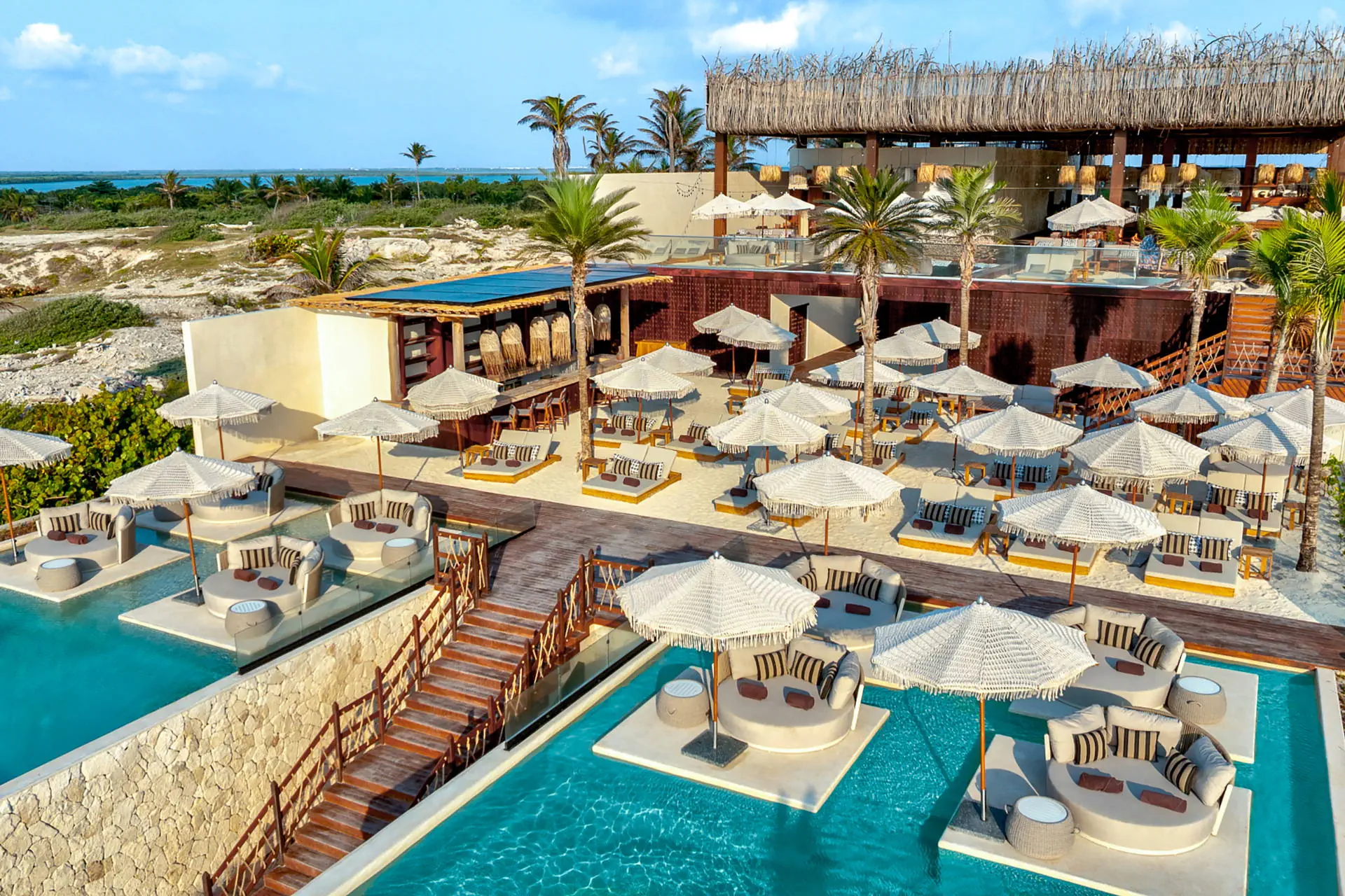 Hyatt Vivid Grand Island 5*