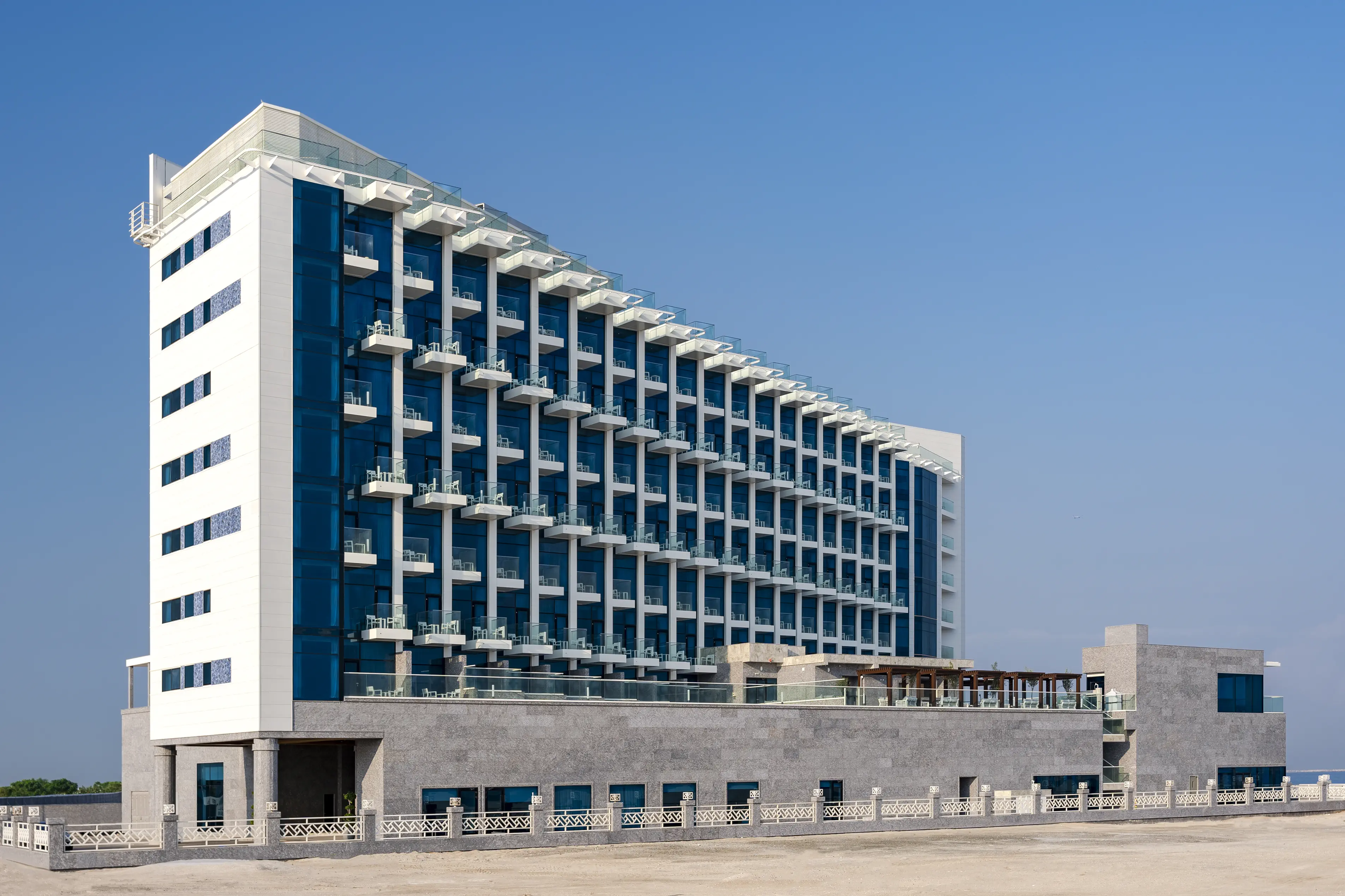 Sea Point Dubai Islands 4*