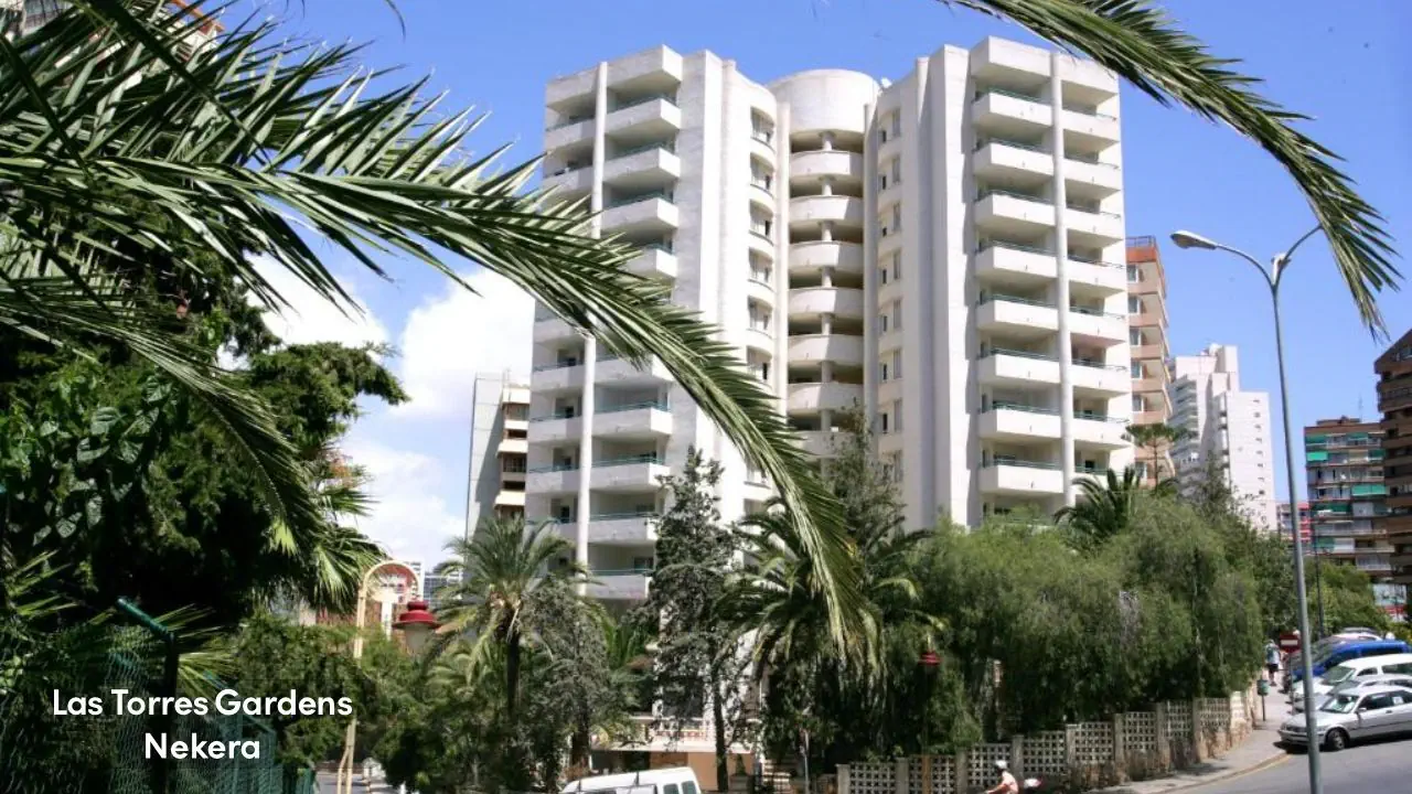 Las Torres Gardens 2*