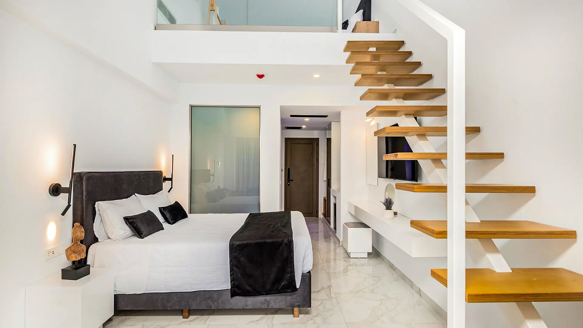 Ionis Art Luxury Suites 5*, фото 8