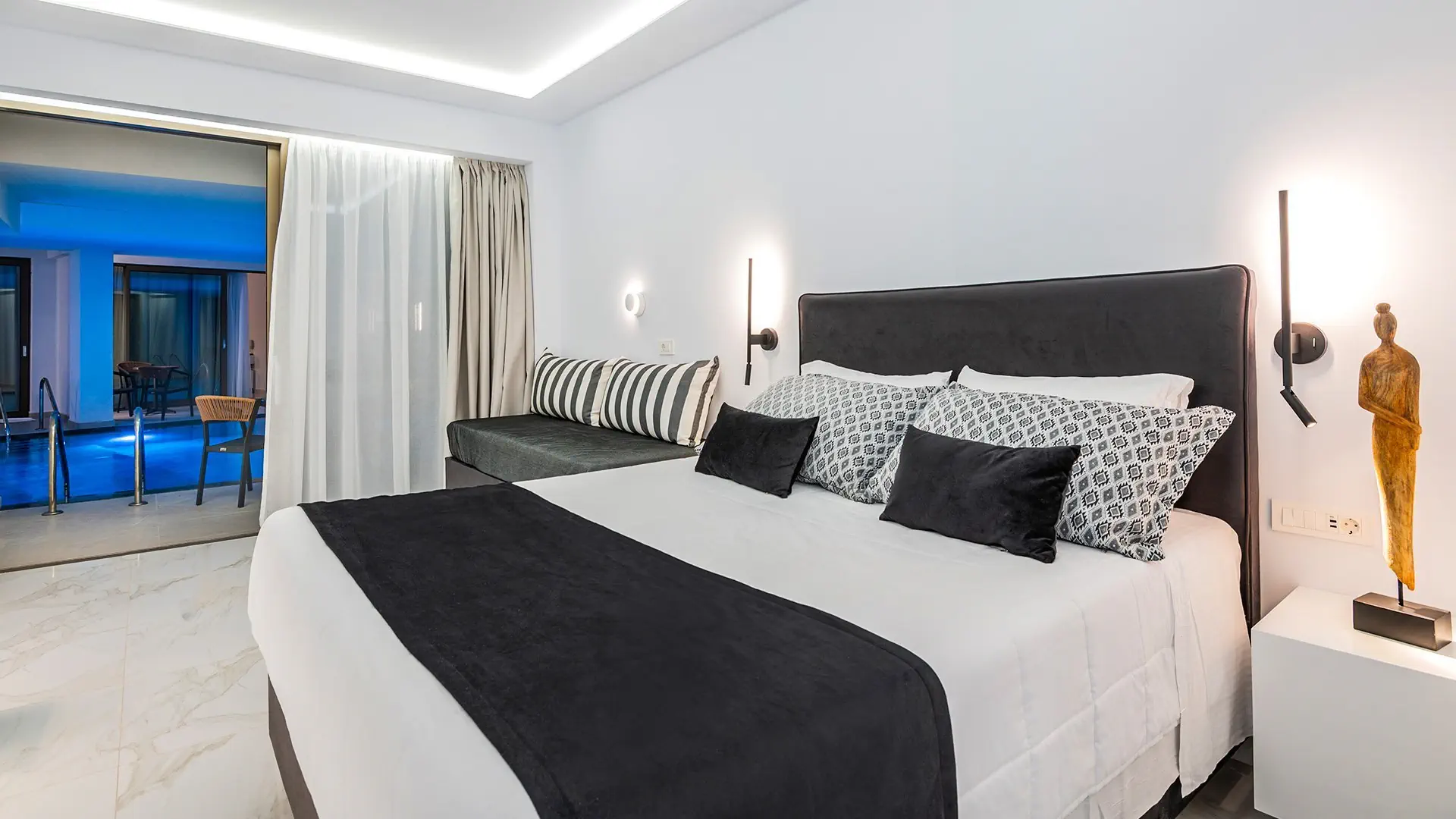 Ionis Art Luxury Suites 5*, фото 4