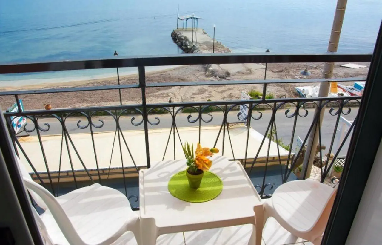 Riviera Seaside by Estia 2*