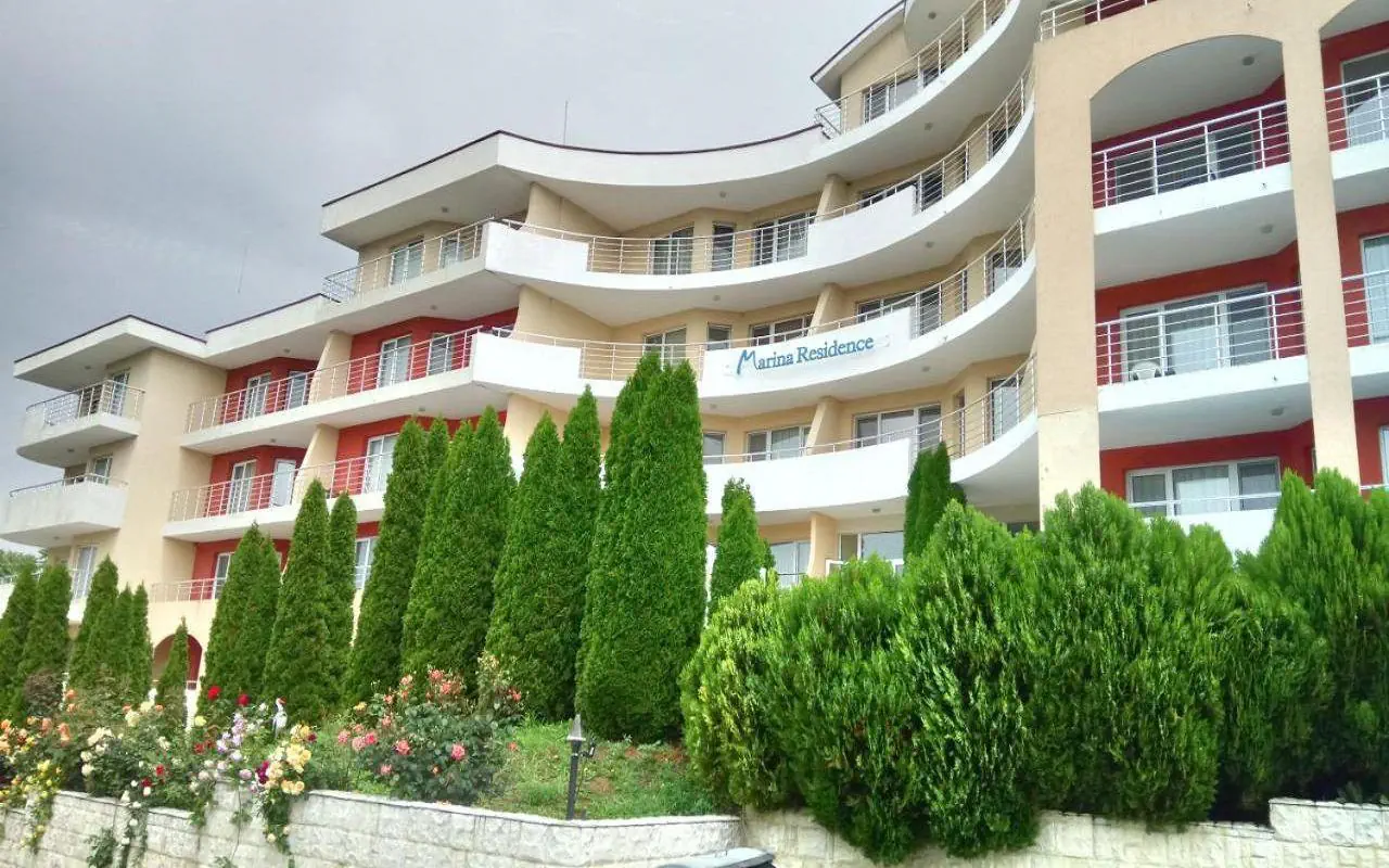Marina Residence 3*
