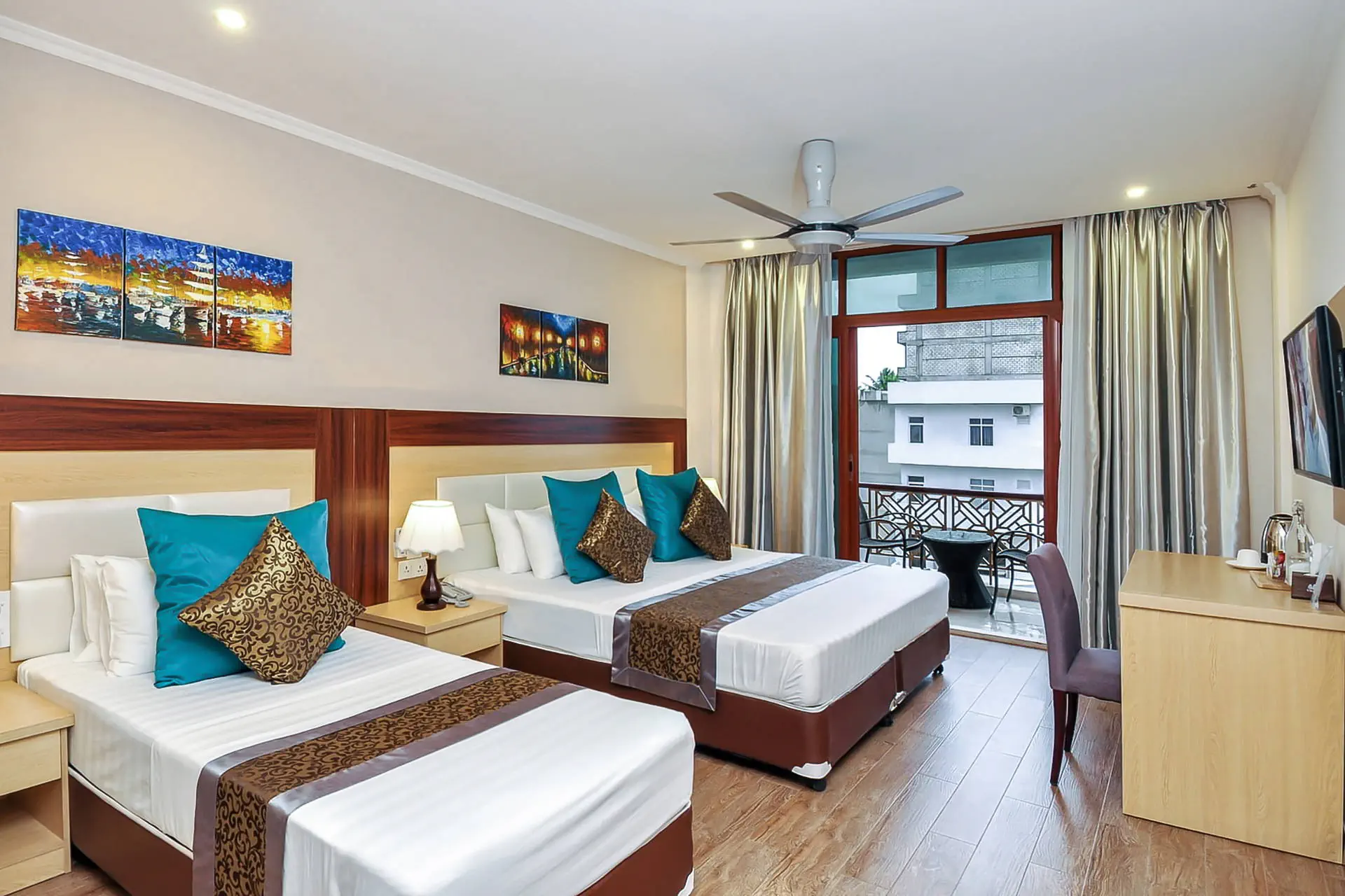 Triton Beach Hotel & Spa 3*, фото 9
