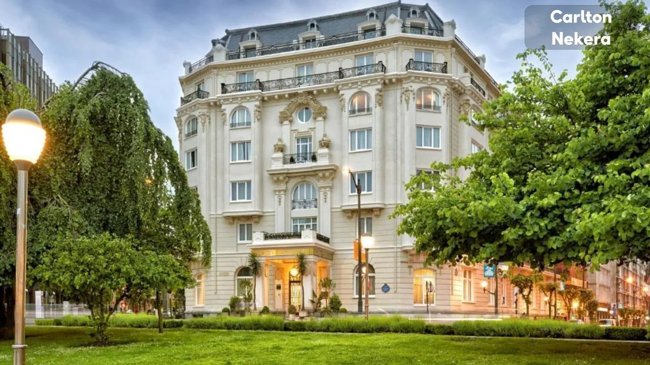 Carlton 5*